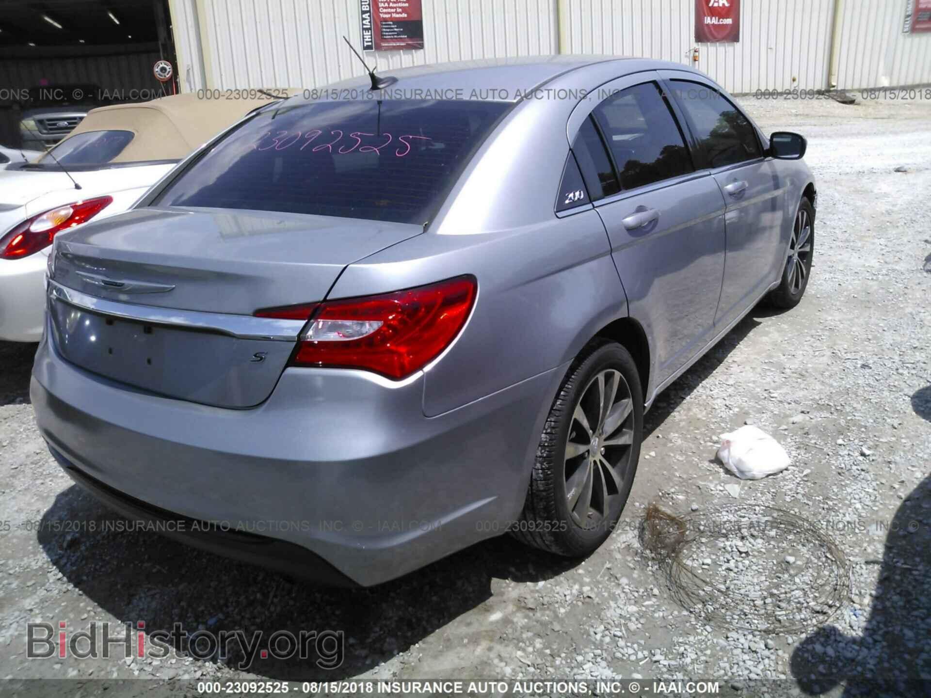 2013 Chrysler 200 - VIN: 1C3CCBBB6DN539041 - Photo 4