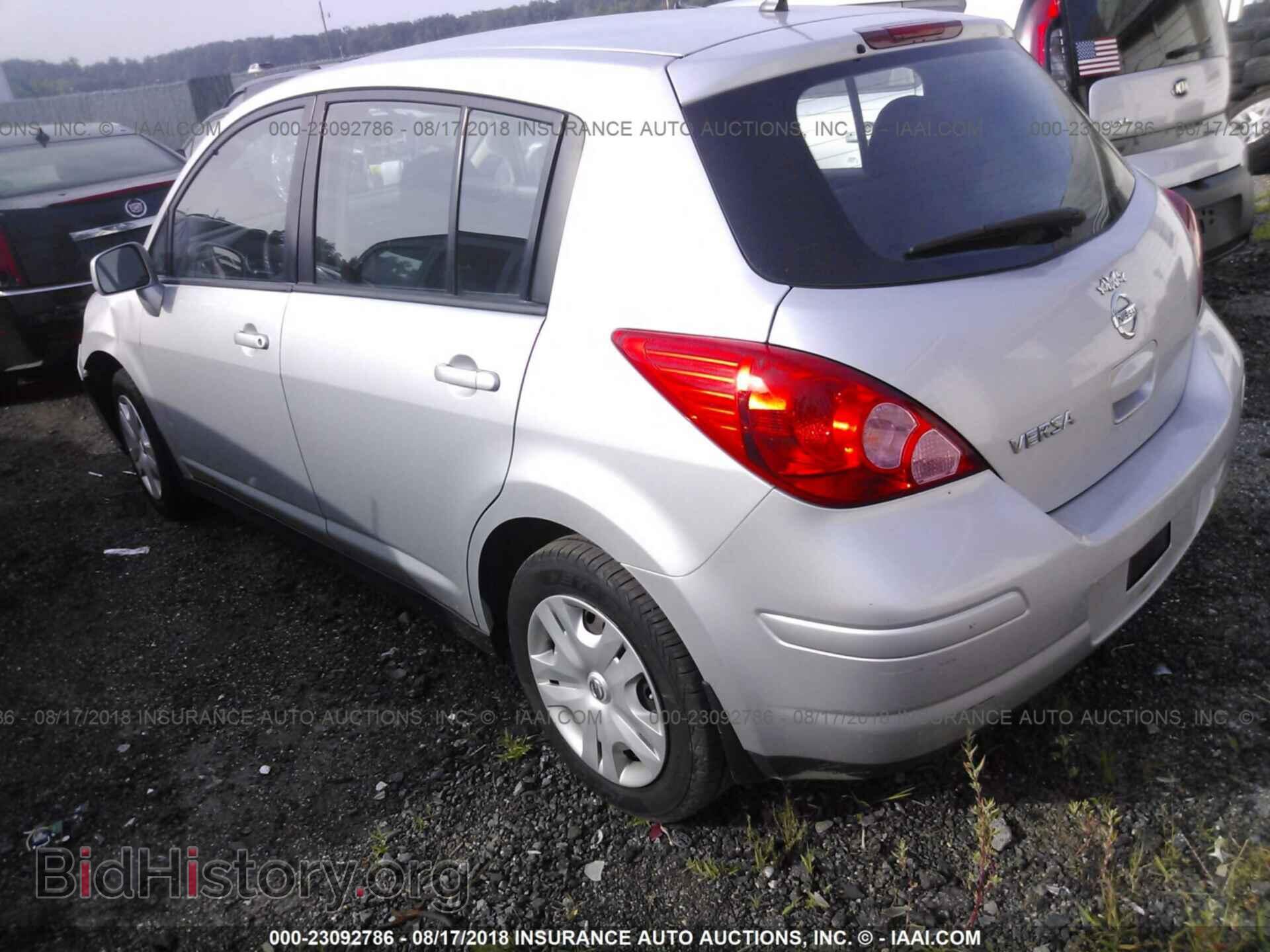 2011 Nissan Versa - VIN: 3N1BC1CP2BL405431 - Фото 3