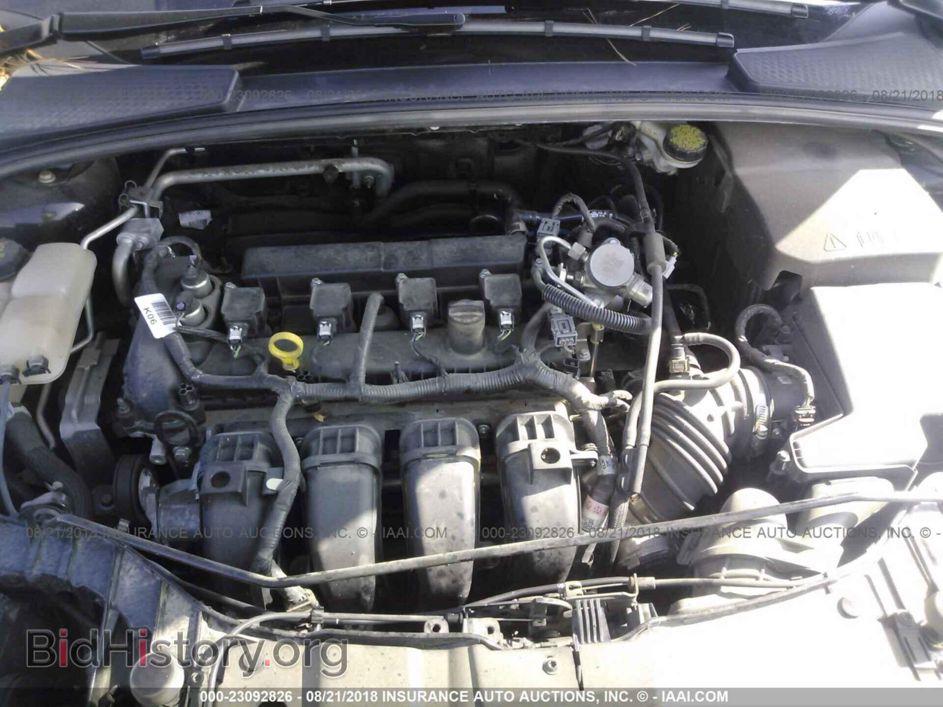 2016 Ford Focus - VIN: 1FADP3K24GL376664 - Photo 10