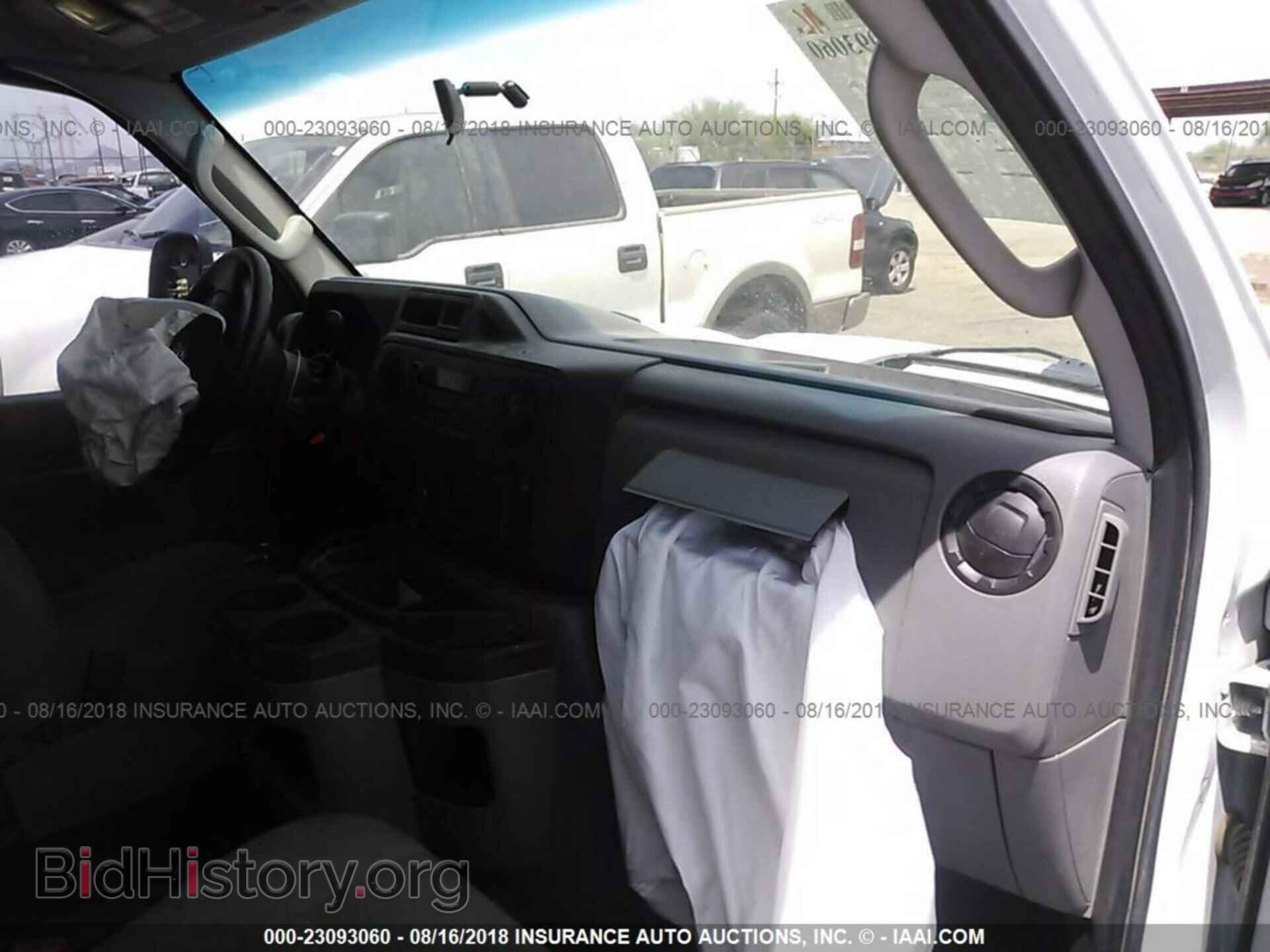 2013 Ford Econoline - VIN: 1FDWE3FL7DDA64108 - Photo 5