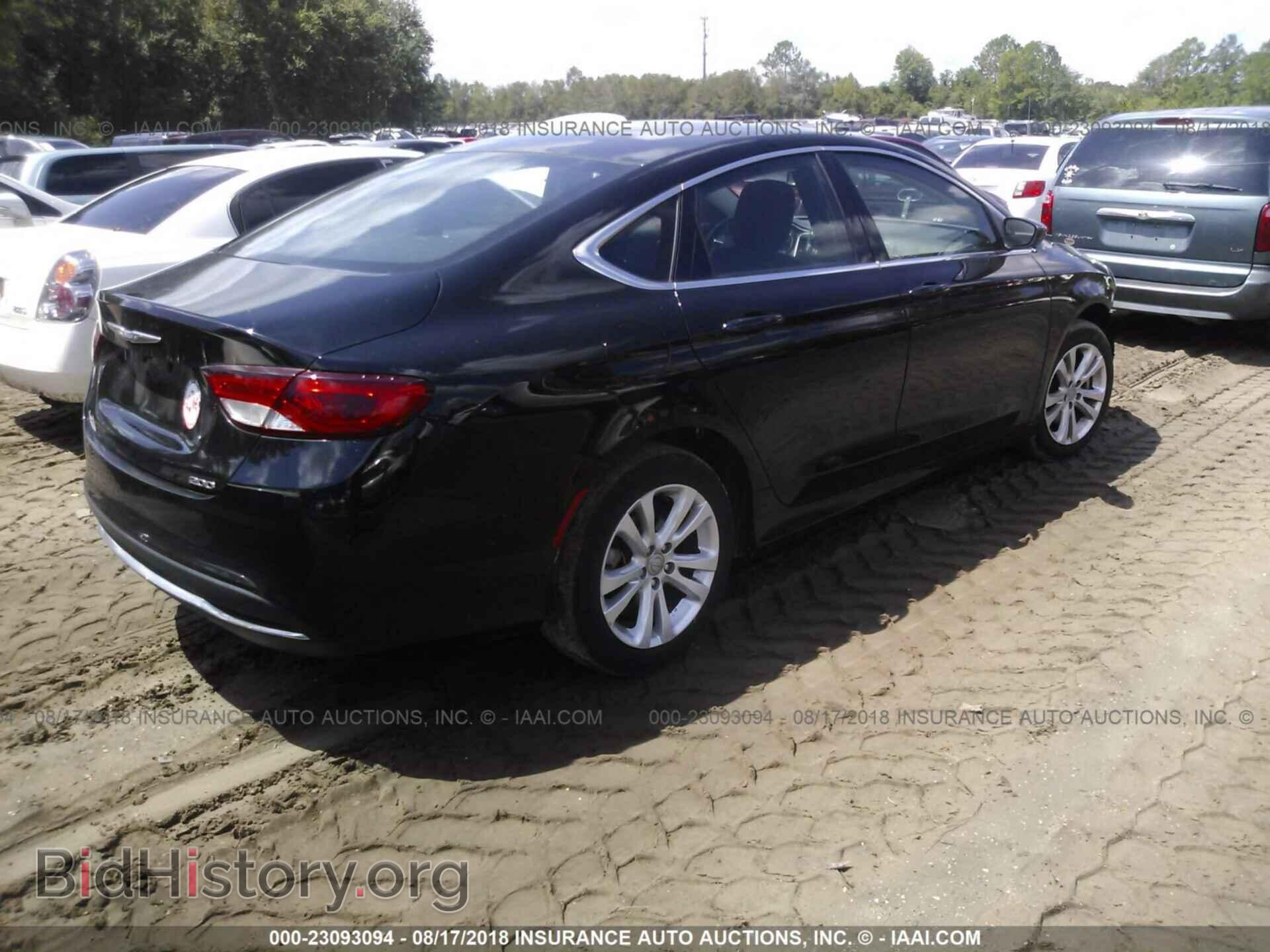2016 Chrysler 200 - VIN: 1C3CCCAB8GN122077 - Photo 4