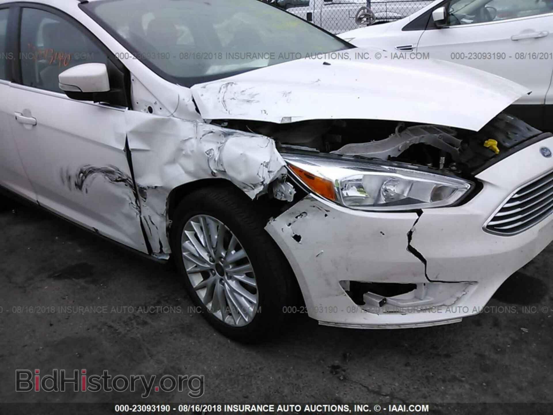 2017 Ford Focus - VIN: 1FADP3J28HL260385 - Фото 6