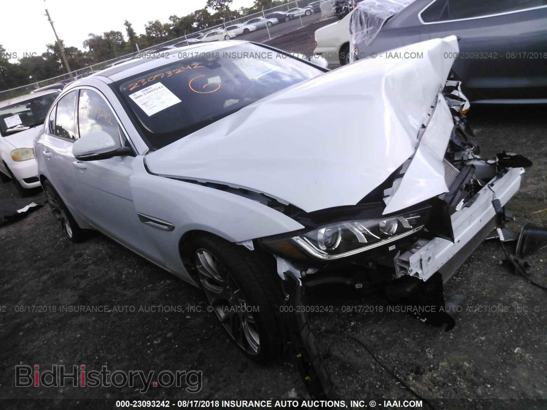 Photo SAJAD4BG8HA955646 - Jaguar Xe 2017
