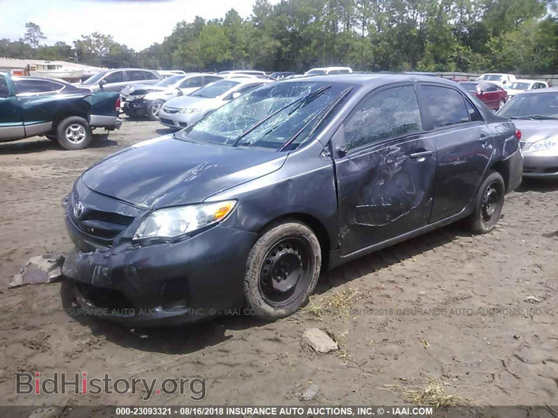 2011 Toyota Corolla - VIN: 2T1BU4EE7BC585502 - Фото 2