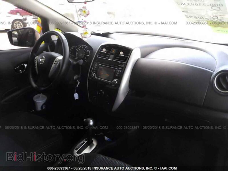 2016 Nissan VERSA NOTE (VIN 3N1CE2CP8GL404957) — фото 5 из 10