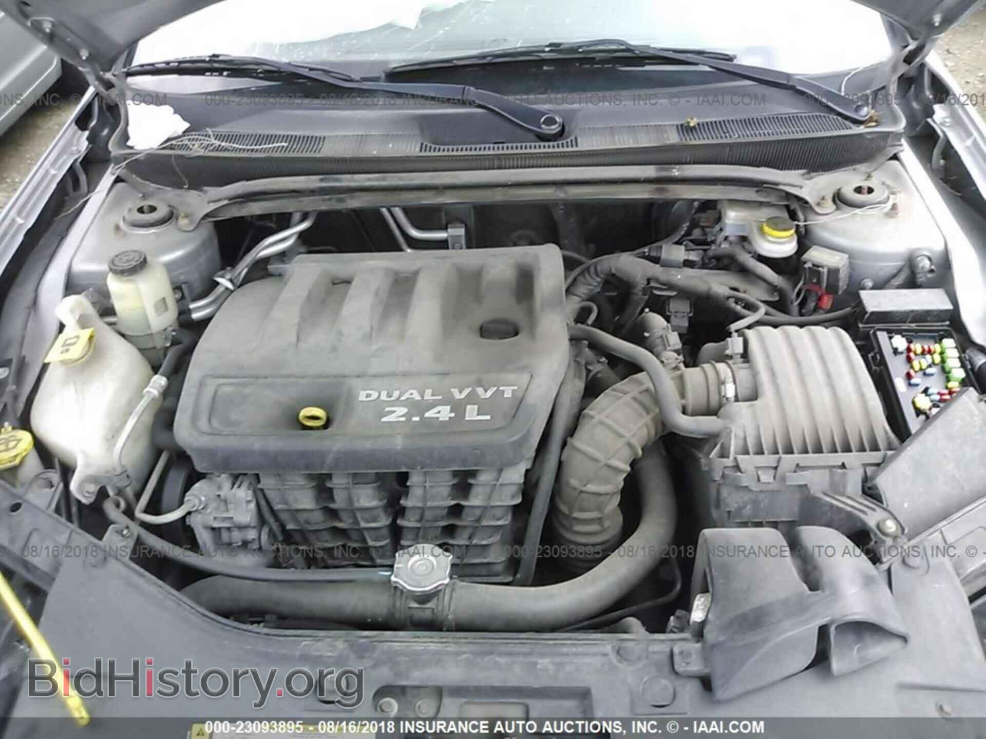 2013 Chrysler 200 - VIN: 1C3CCBBB1DN583853 - Photo 10