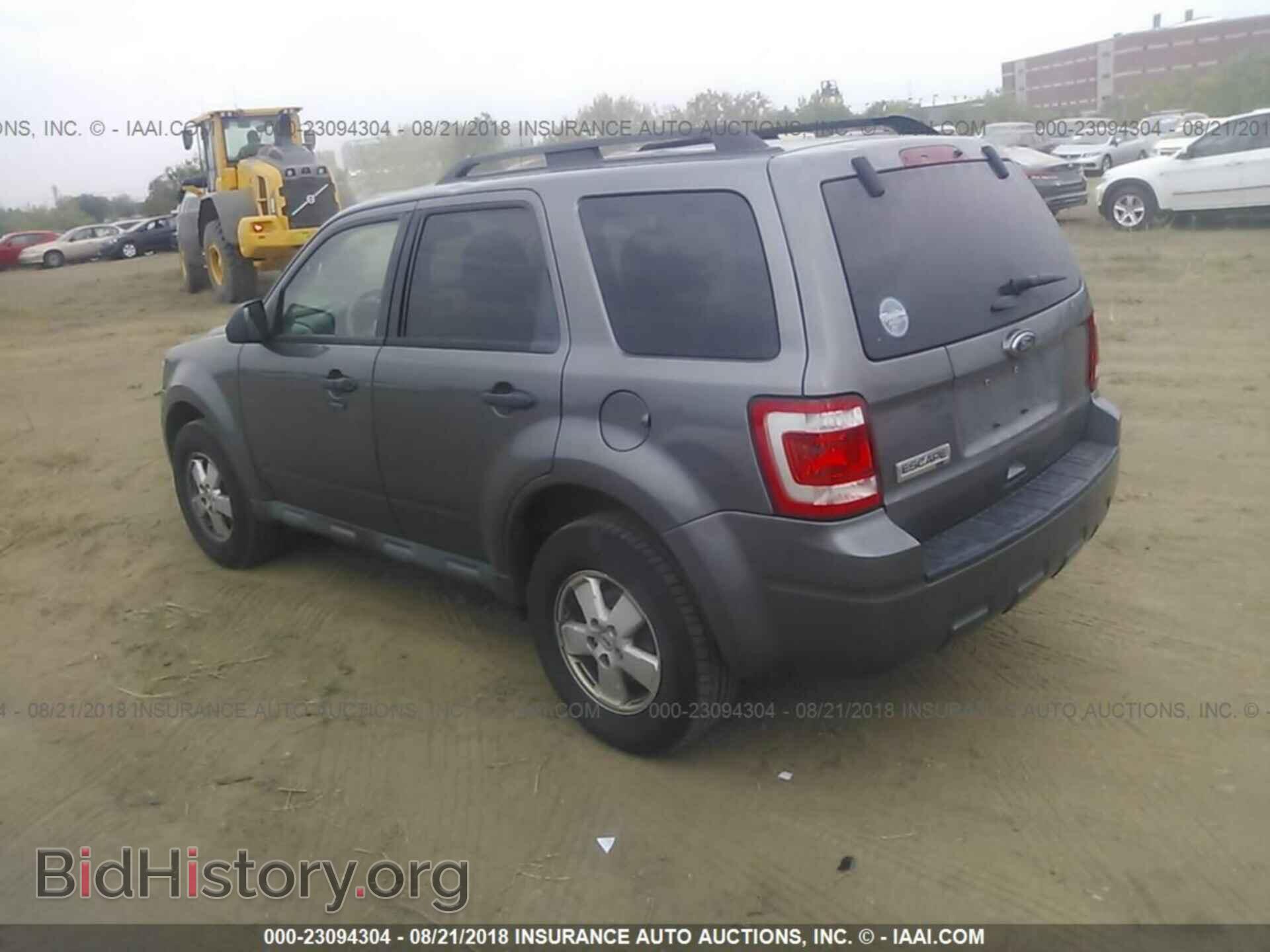 2012 Ford Escape - VIN: 1FMCU9D76CKA59720 - Фото 3