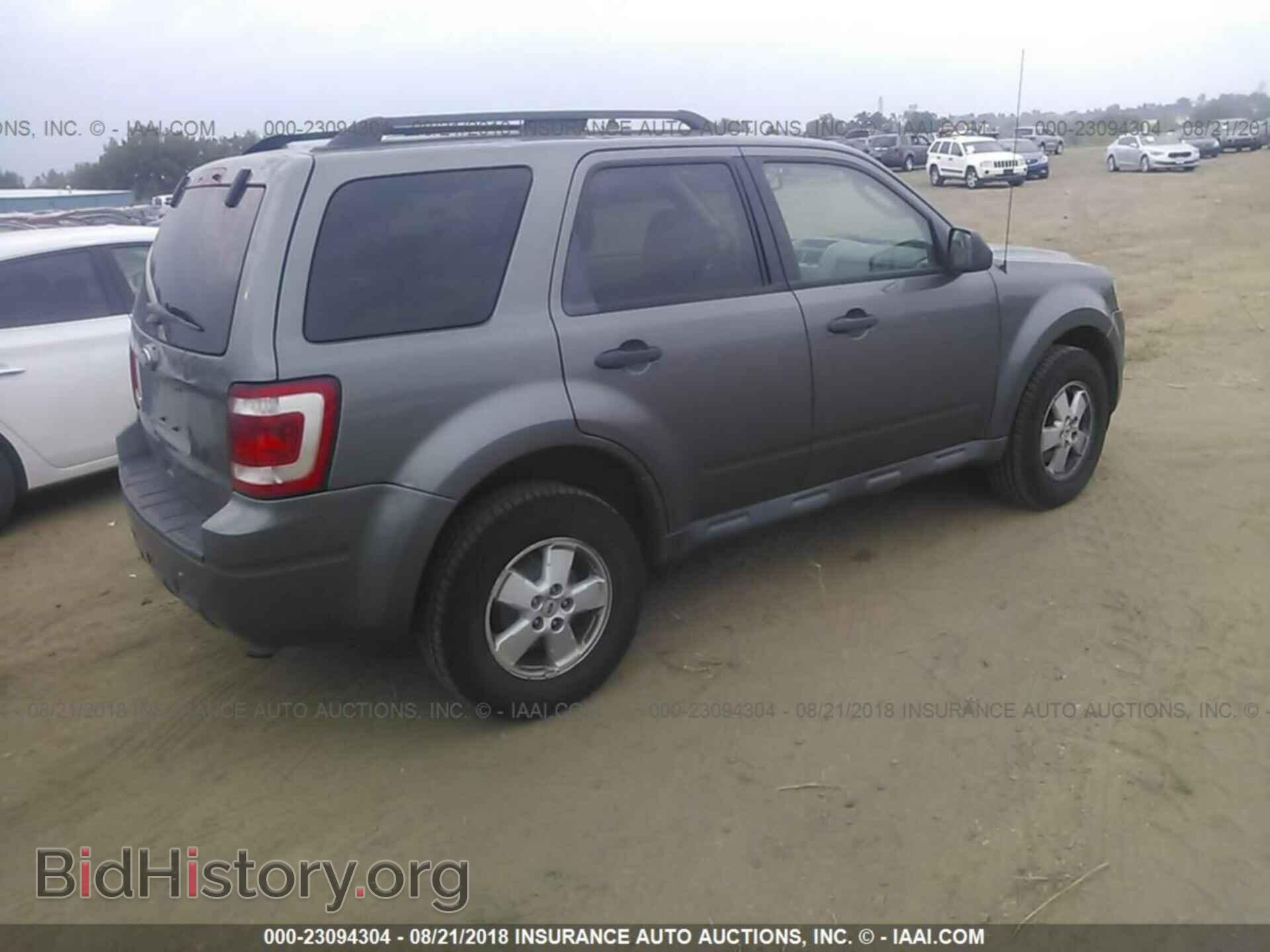 2012 Ford Escape - VIN: 1FMCU9D76CKA59720 - Фото 4