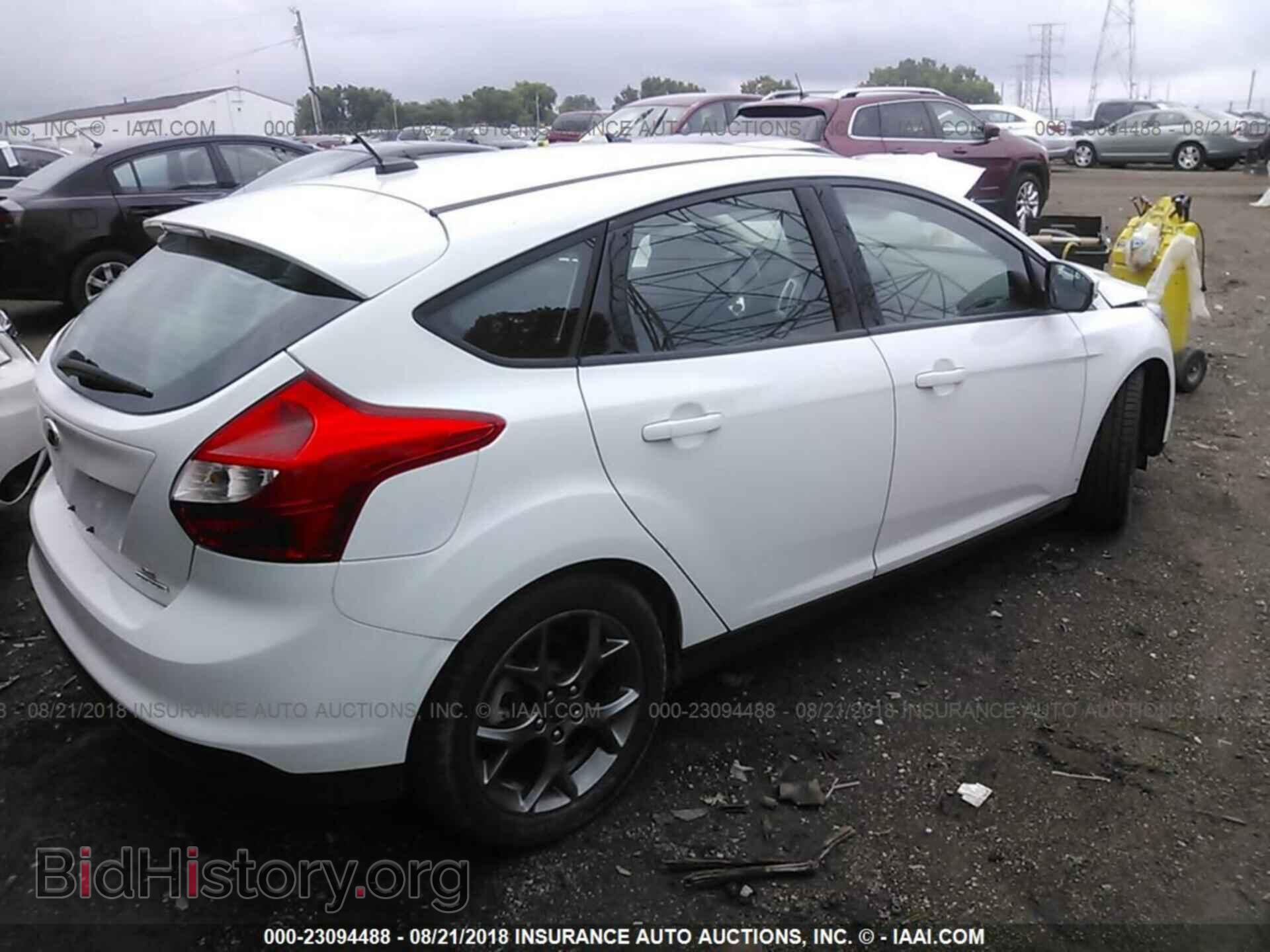 2014 Ford Focus - VIN: 1FADP3K26EL258743 - Фото 4
