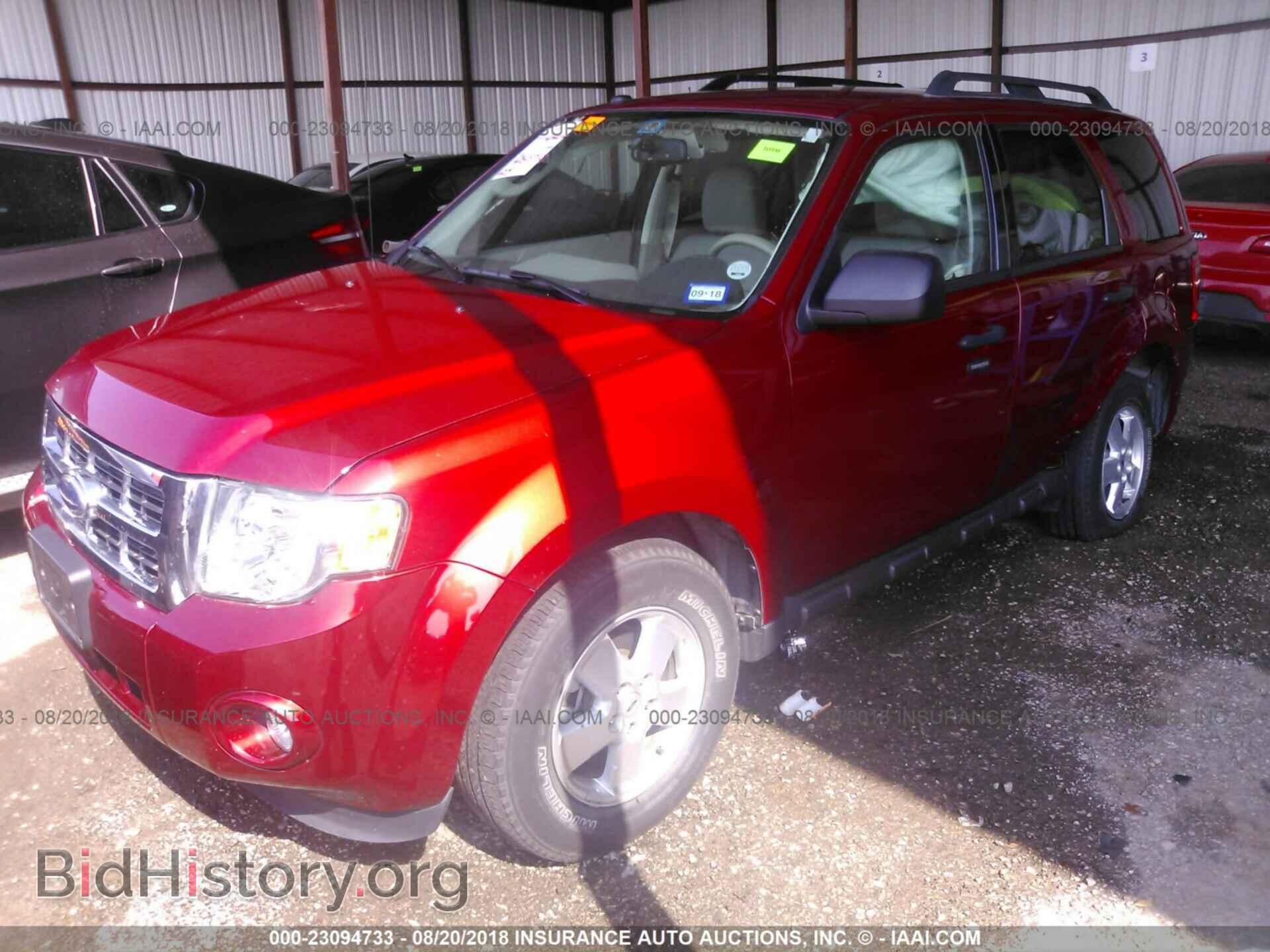 2012 Ford Escape - VIN: 1FMCU9DG2CKA78751 - Photo 2