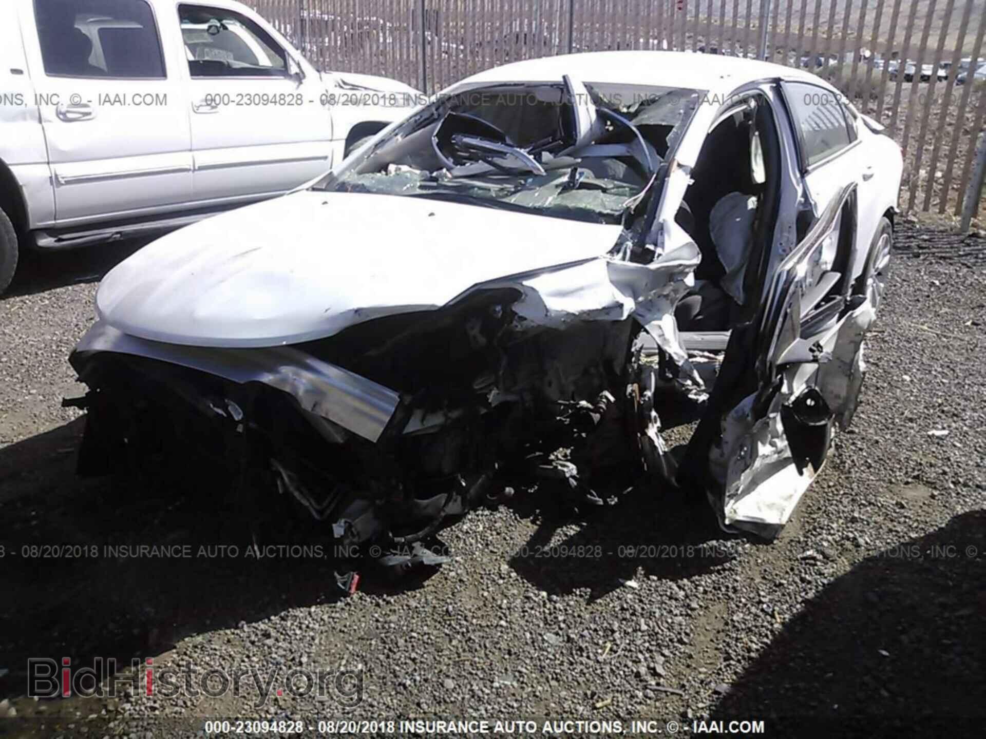2015 Chrysler 200 - VIN: 1C3CCCAB0FN604069 - Photo 2