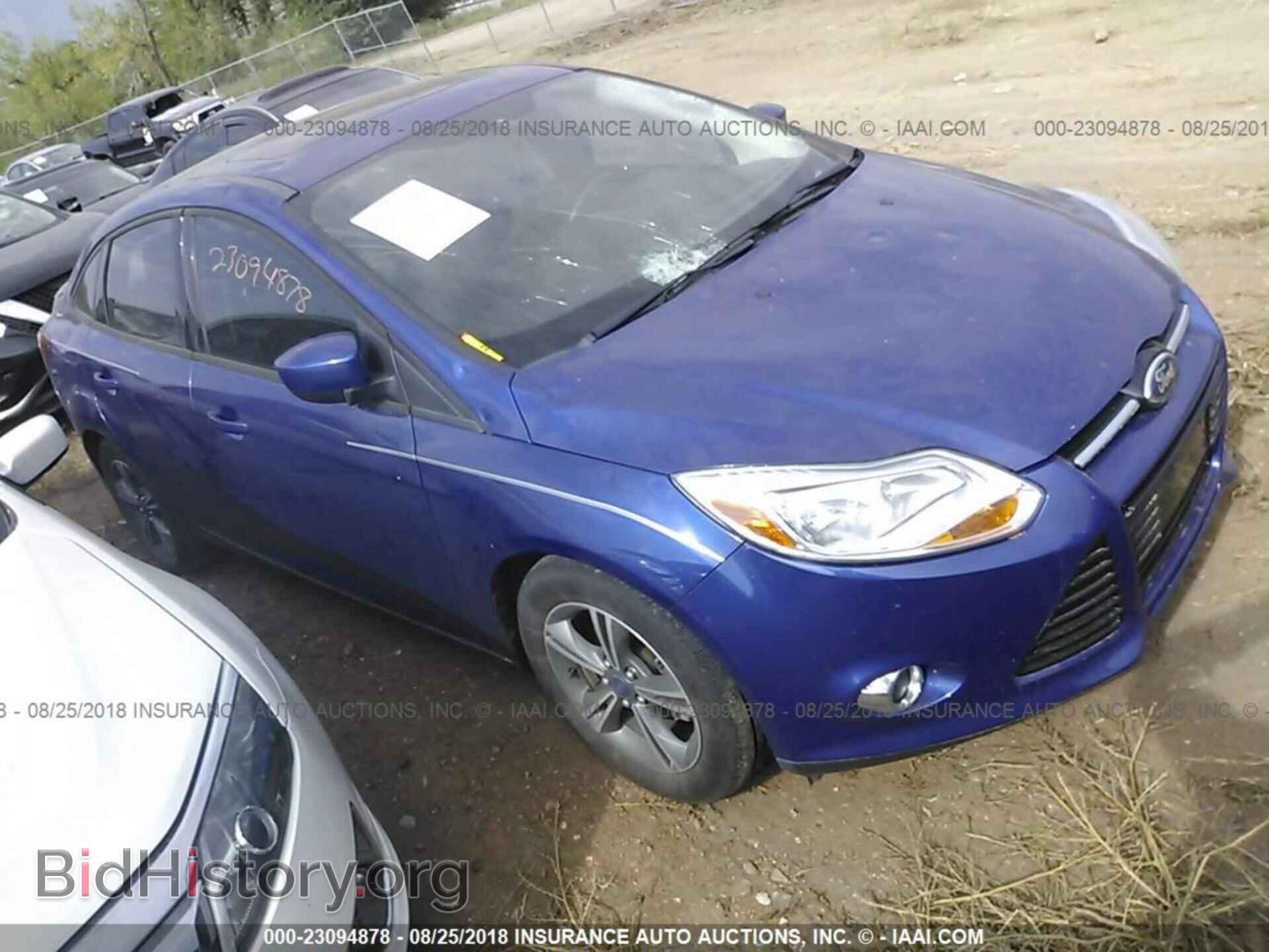 Photo 1FAHP3F22CL370643 - Ford Focus 2012