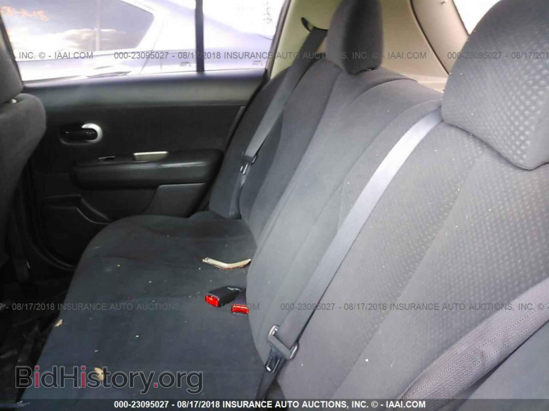 2011 Nissan Versa - VIN: 3N1BC1CPXBL470009 - Photo 8