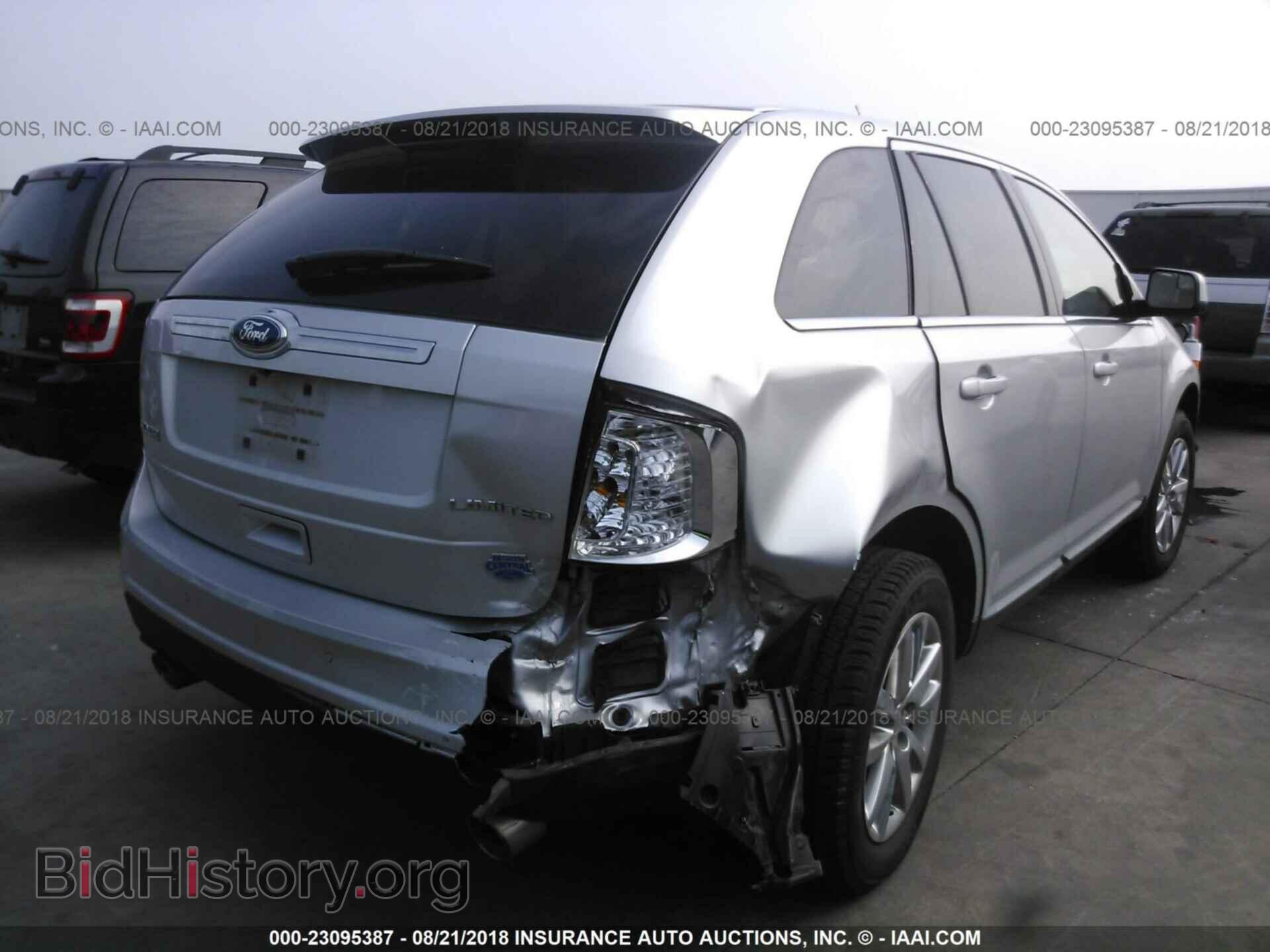 2011 Ford Edge - VIN: 2FMDK3KC8BBA64899 - Фото 4