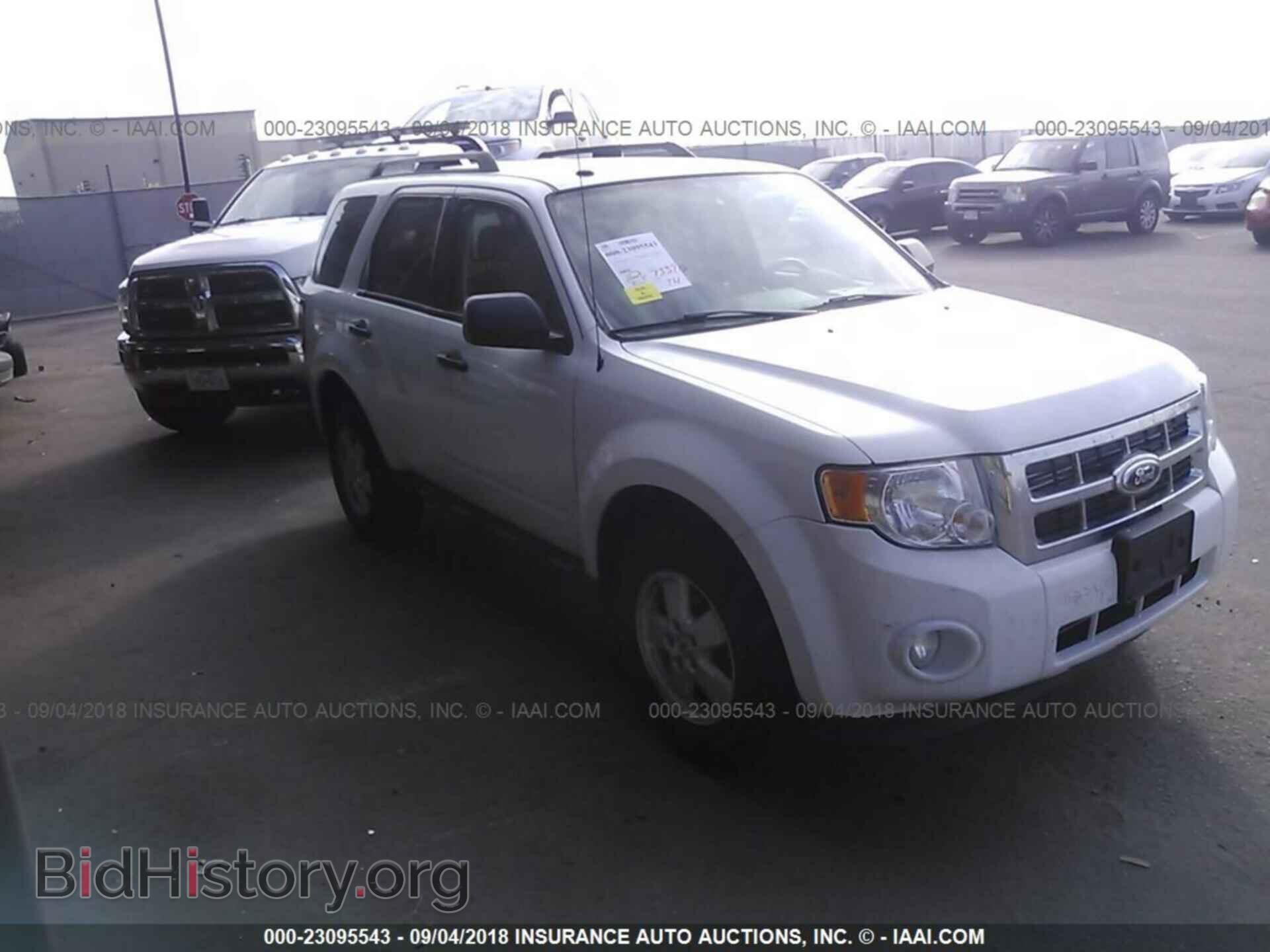 Photo 1FMCU9D7XCKC10929 - Ford Escape 2012