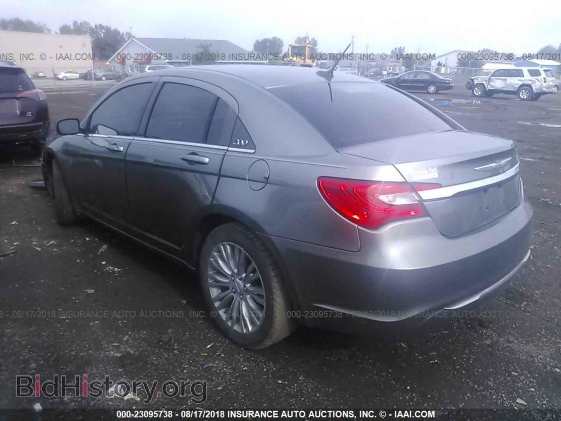 2012 Chrysler 200 - VIN: 1C3CCBAB5CN248966 - Фото 3