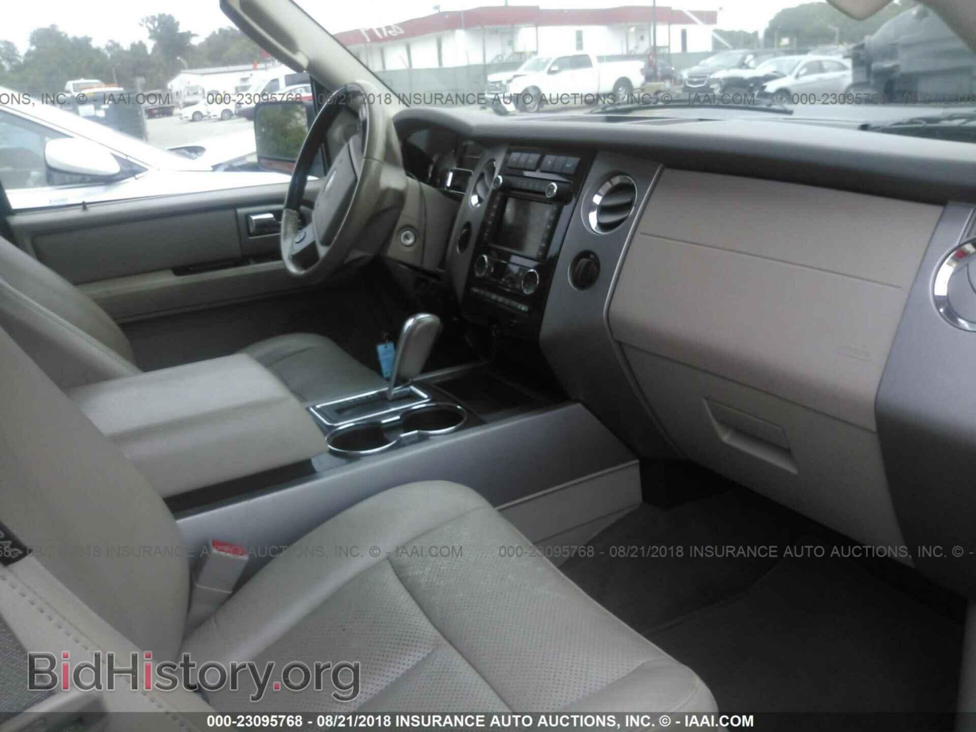 2011 Ford Expedition - VIN: 1FMJU2A51BEF00507 - Фото 5