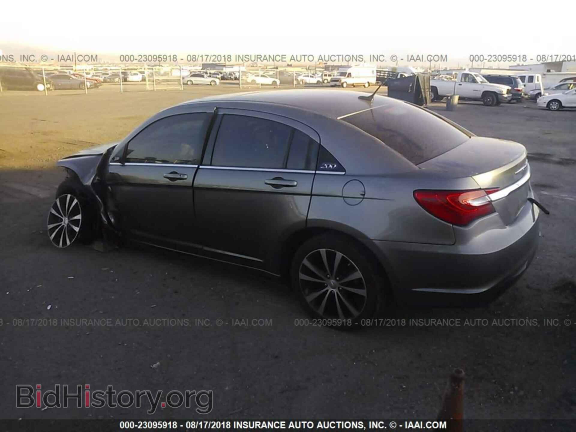 2012 CHRYSLER 200 - VIN: 1C3CCBHG1CN168422 - Фото 3