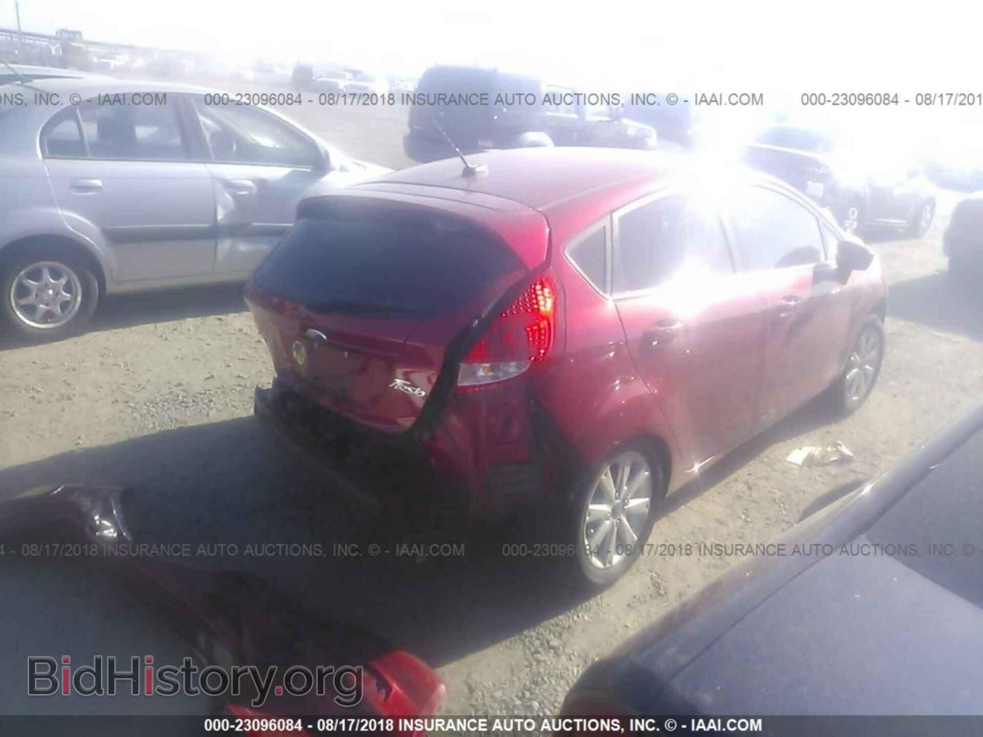 2011 Ford Fiesta - VIN: 3FADP4EJ7BM154457 - Фото 4