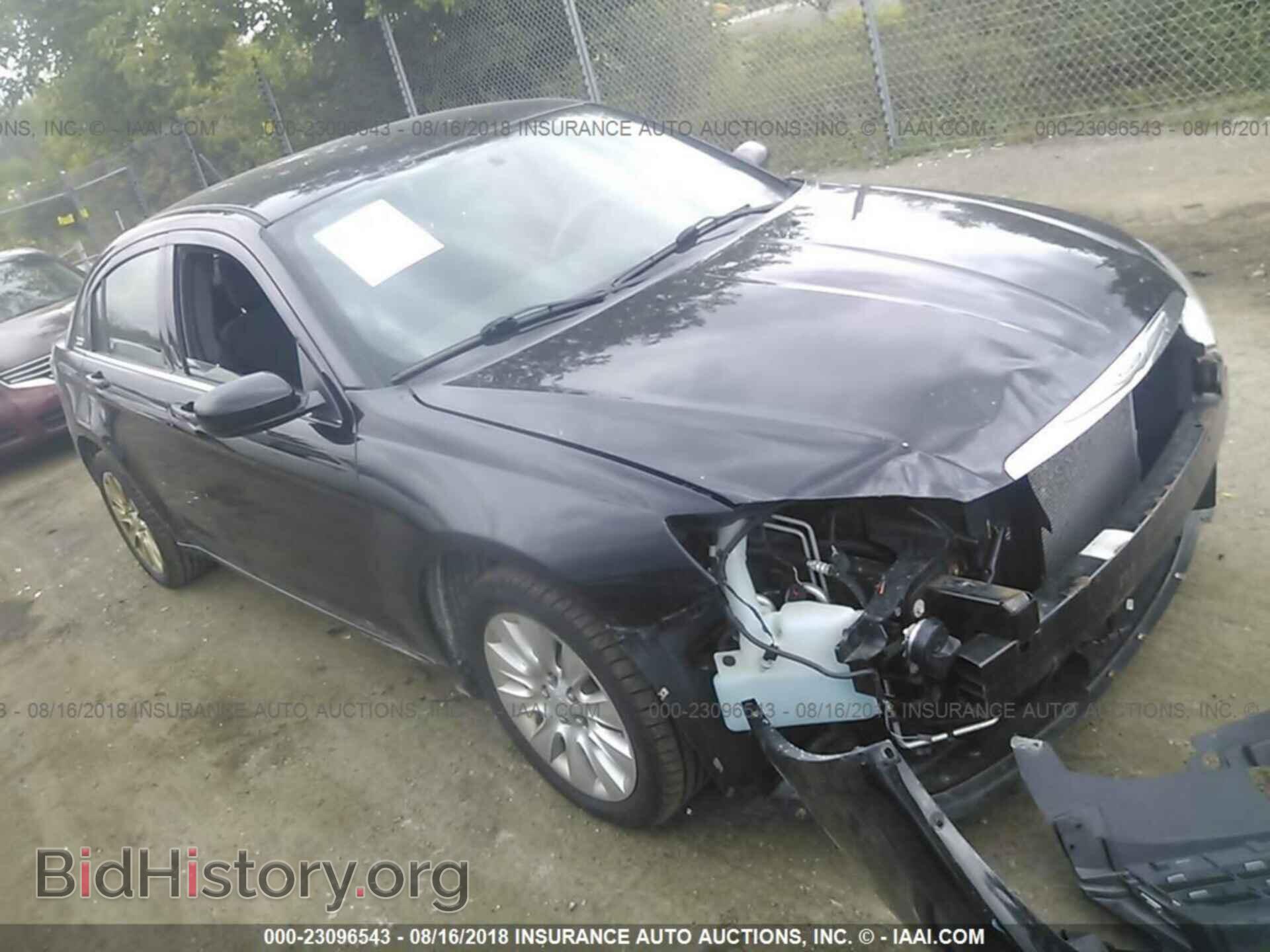 Фотография 1C3CCBAB1CN320858 - Chrysler 200 2012