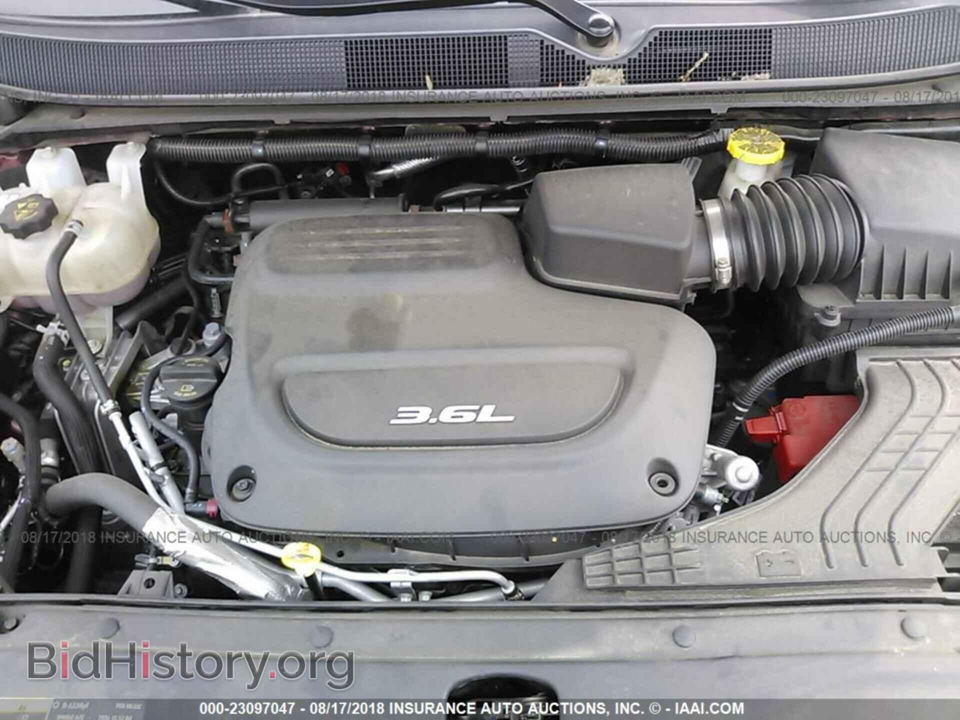 2017 Chrysler Pacifica - VIN: 2C4RC1GG2HR607946 - Фото 10
