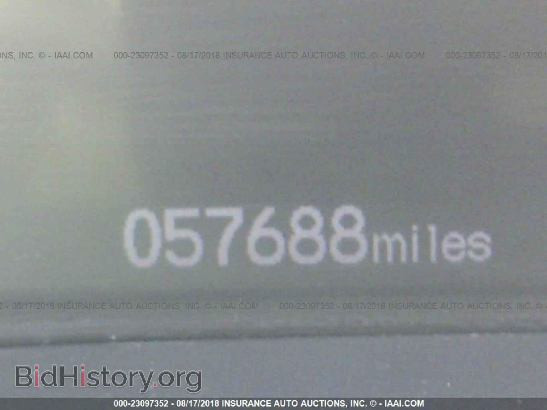2012 Honda Civic - VIN: 2HGFB2F52CH570358 - Photo 7