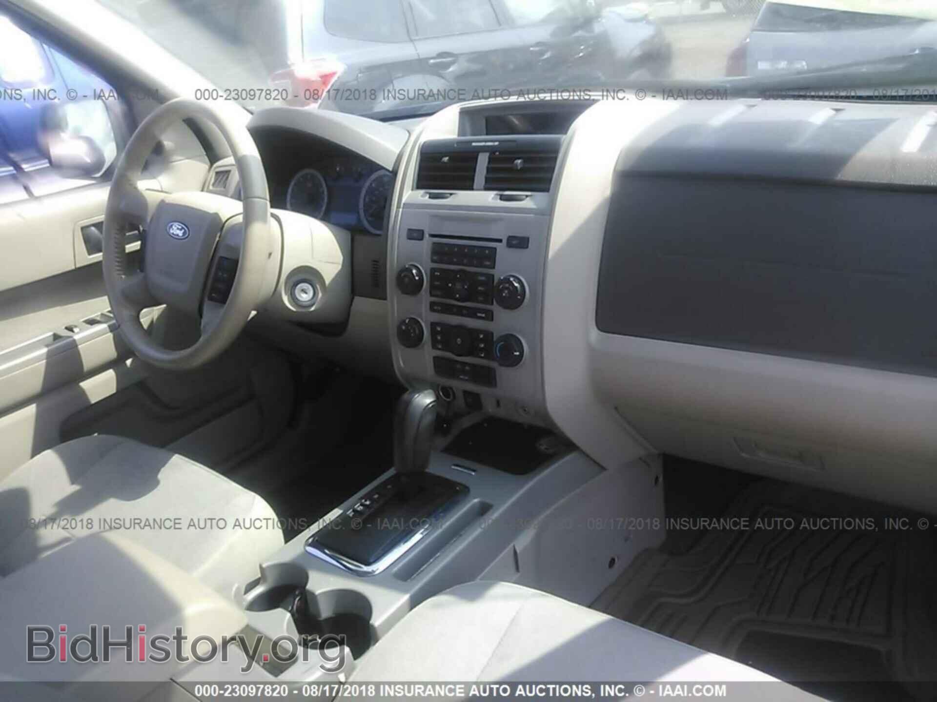 2011 FORD ESCAPE - VIN: 1FMCU0D76BKA07479 - Фото 5