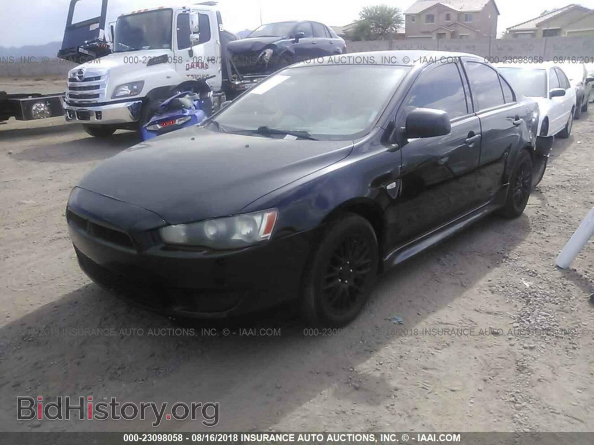 2014 Mitsubishi Lancer - VIN: JA32U2FU8EU010423 - Фото 2