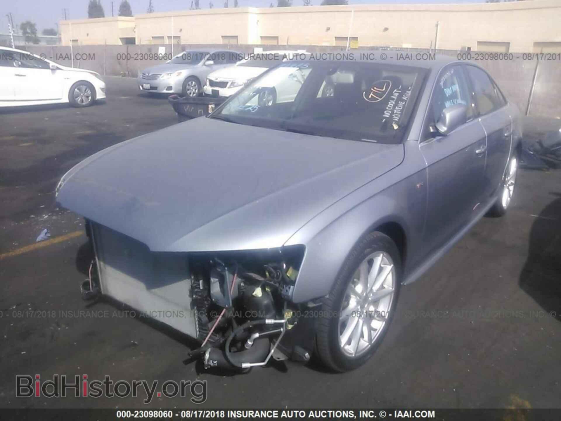 2016 Audi A4 - VIN: WAUAFAFL5GN015372 - Фото 2