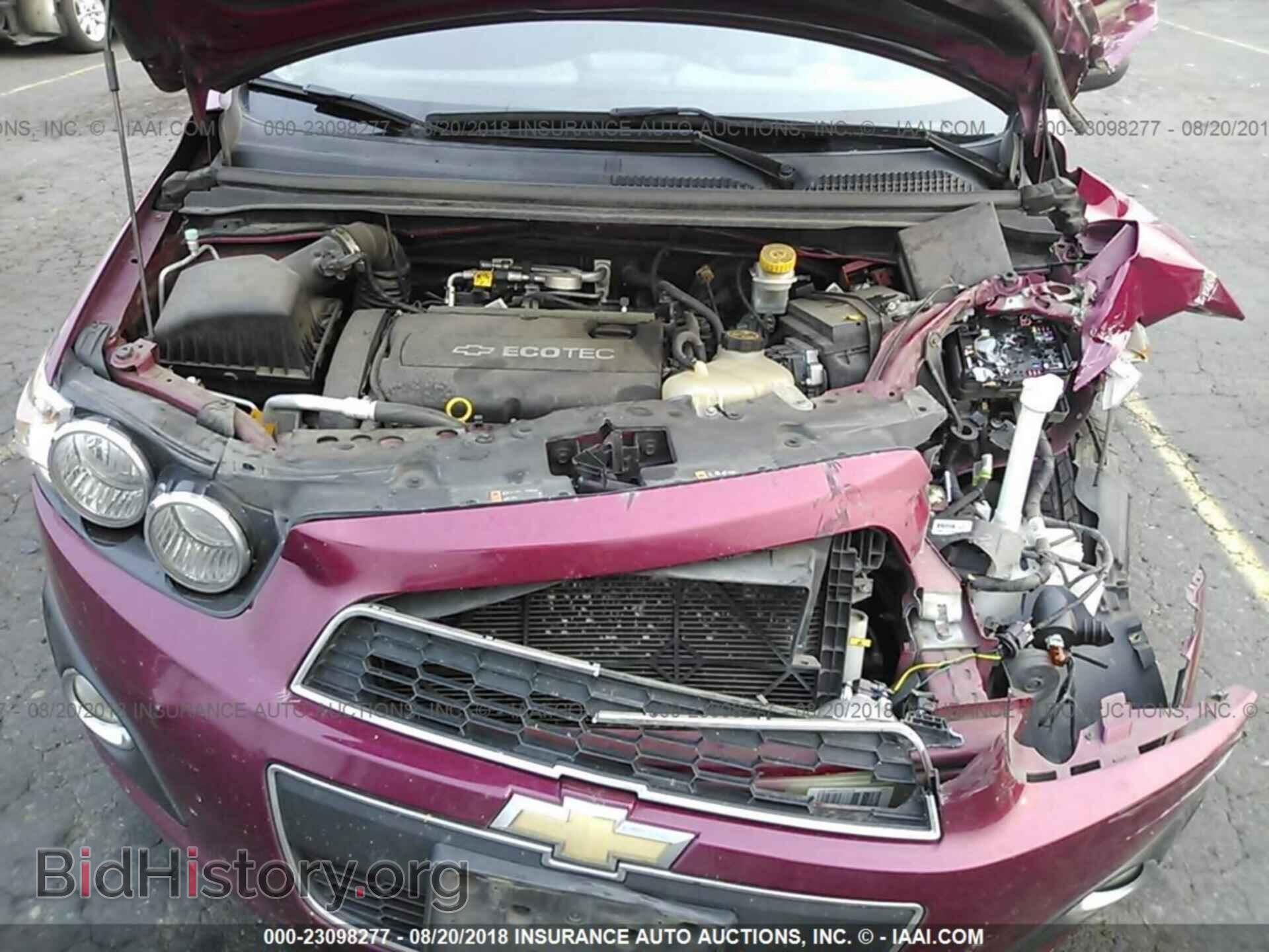 2014 Chevrolet Sonic - VIN: 1G1JC6SH5E4124677 - Фото 10
