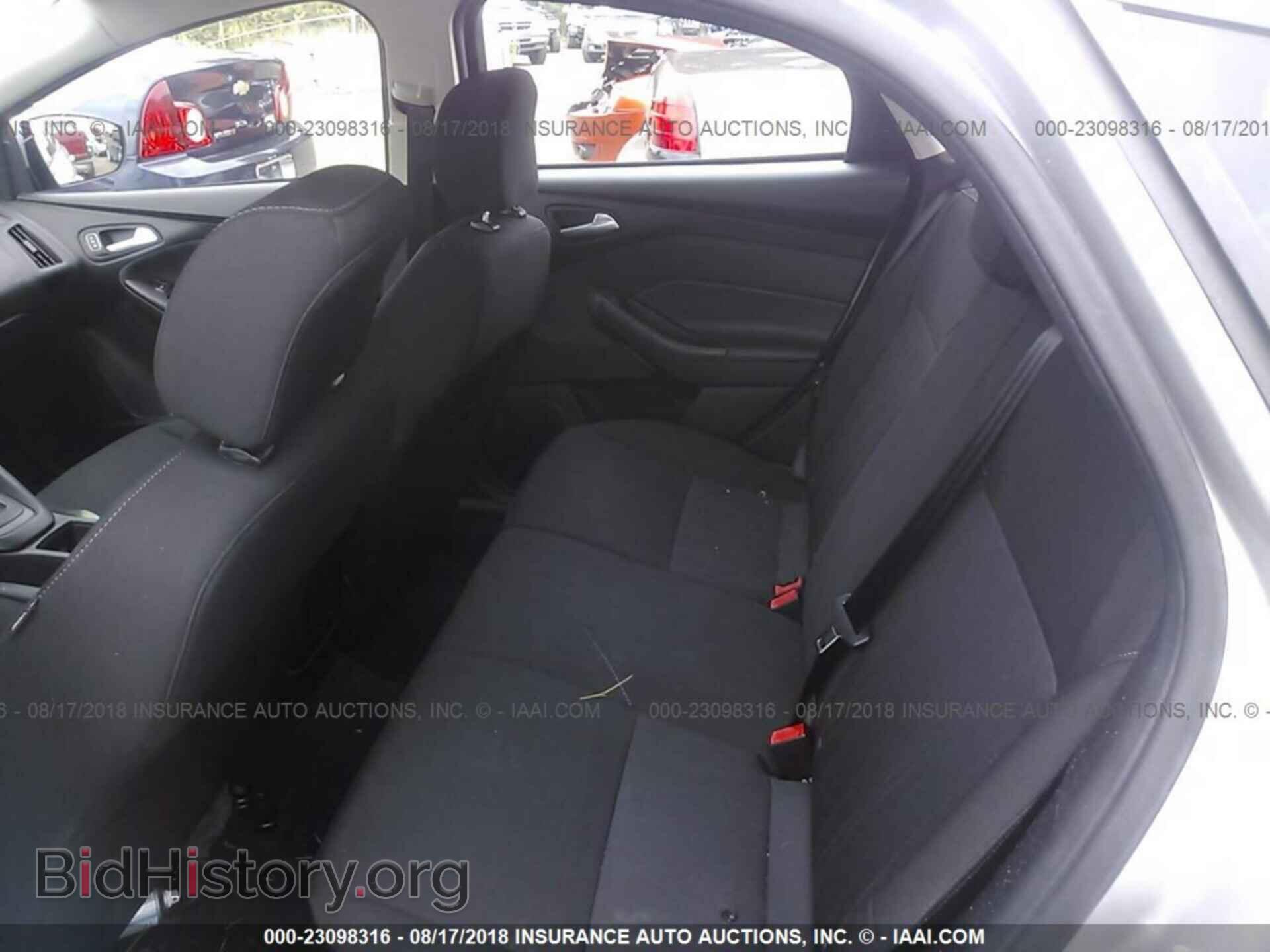 2015 Ford Focus - VIN: 1FADP3K26FL281876 - Фото 8