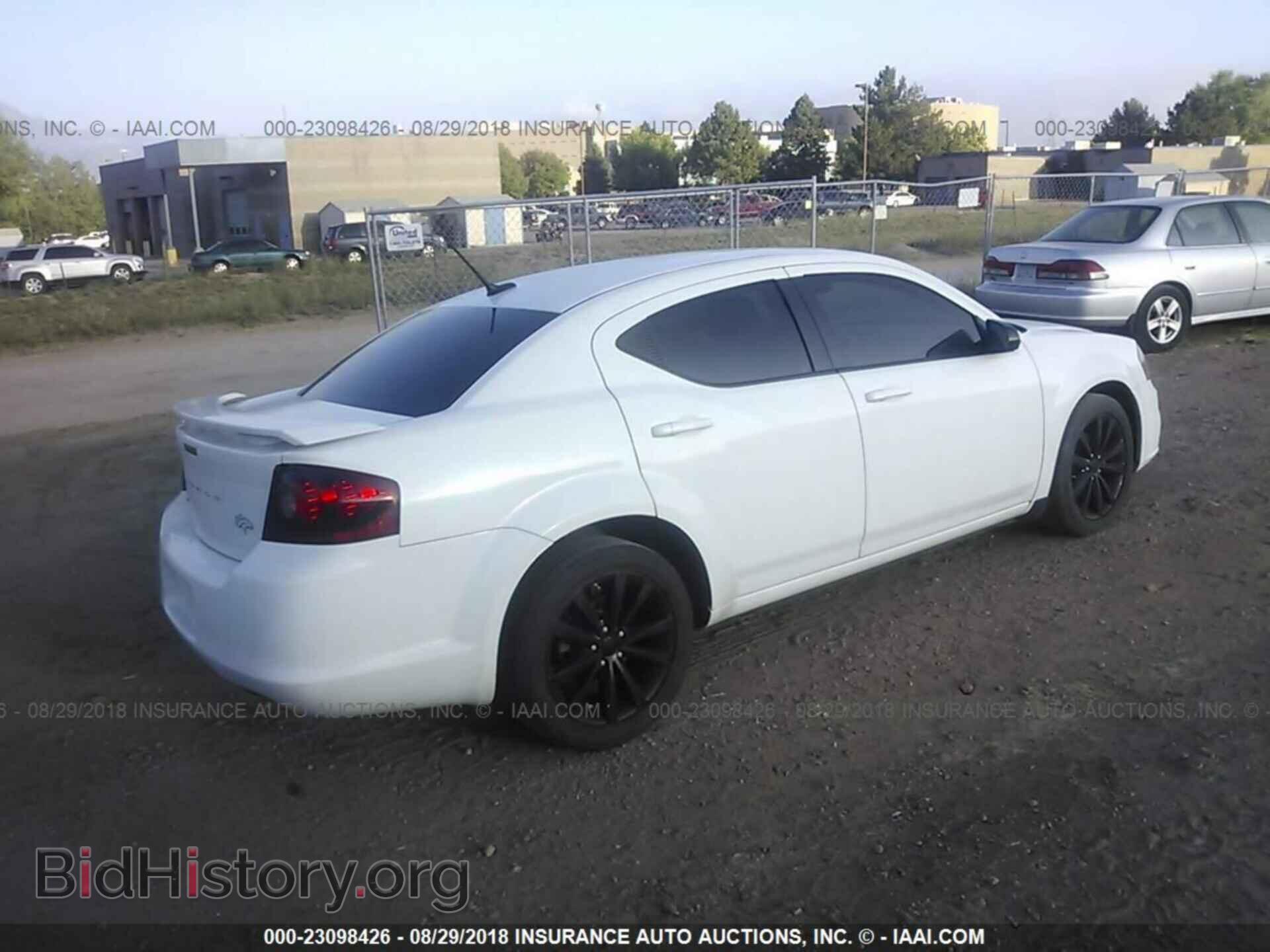 2014 Dodge Avenger - VIN: 1C3CDZAB7EN201544 - Photo 4