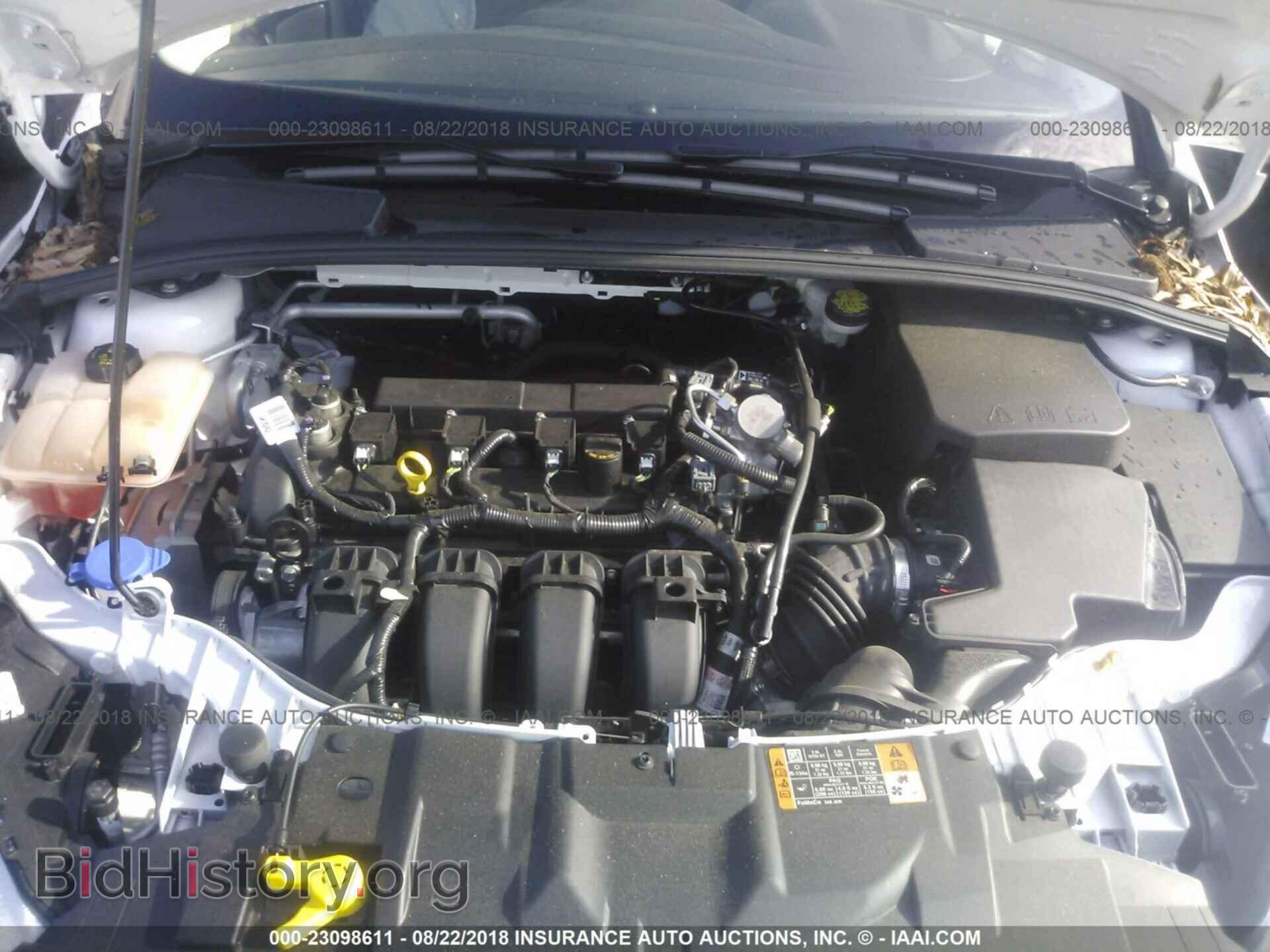 2016 Ford Focus - VIN: 1FADP3F2XGL397173 - Фото 10