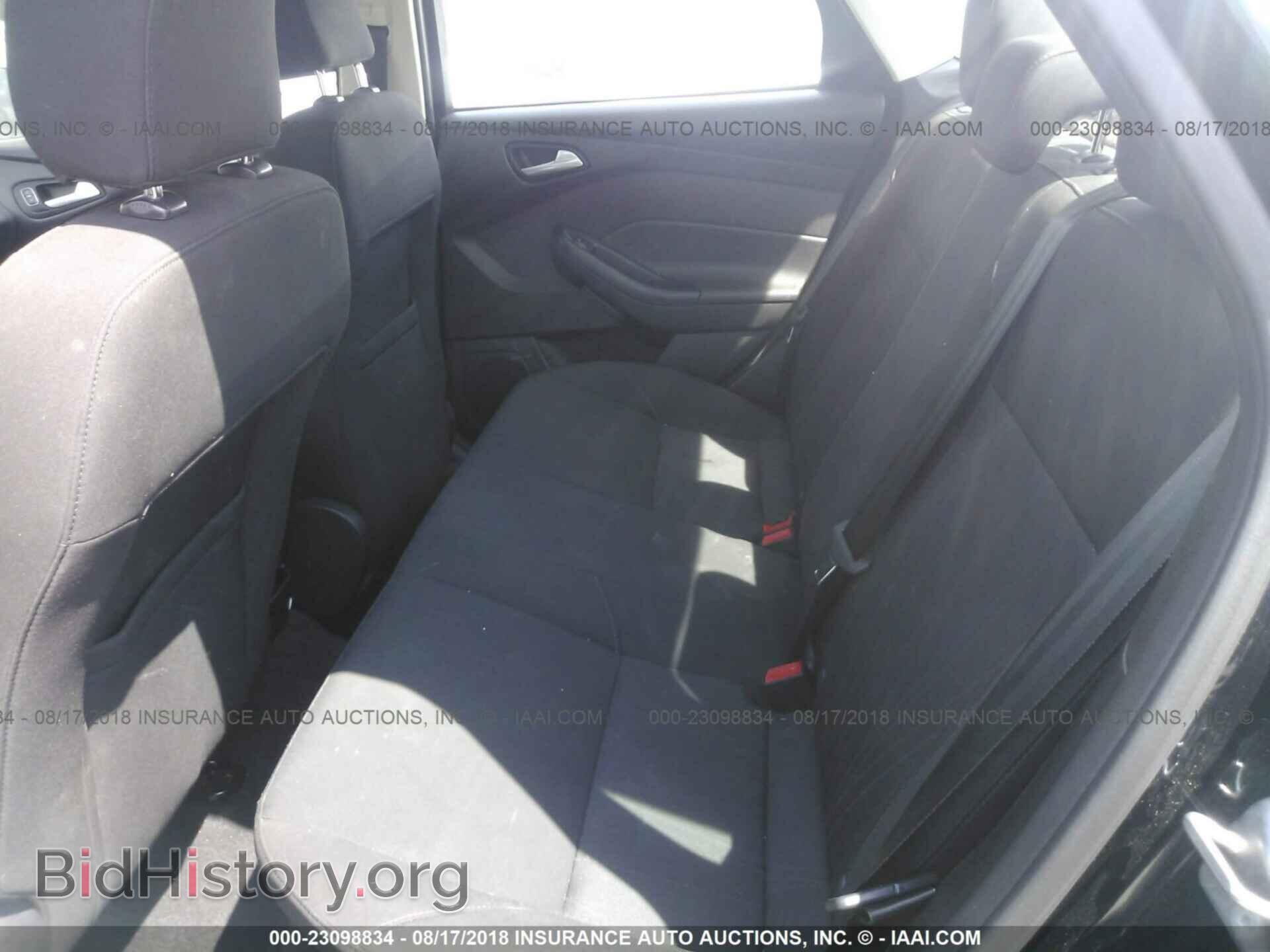 2016 Ford Focus - VIN: 1FADP3FE1GL233062 - Фото 8