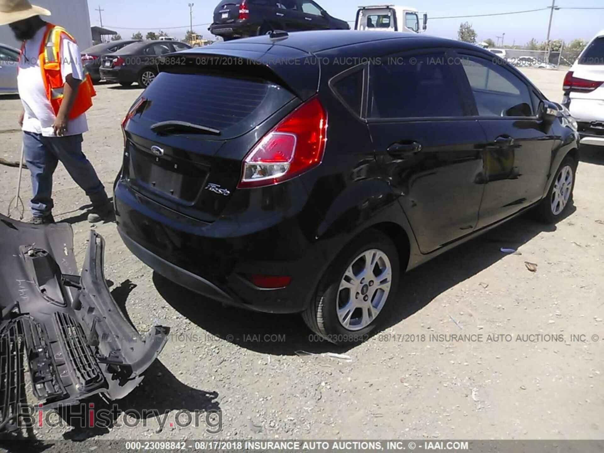 2014 Ford Fiesta - VIN: 3FADP4EJ2EM108152 - Photo 4