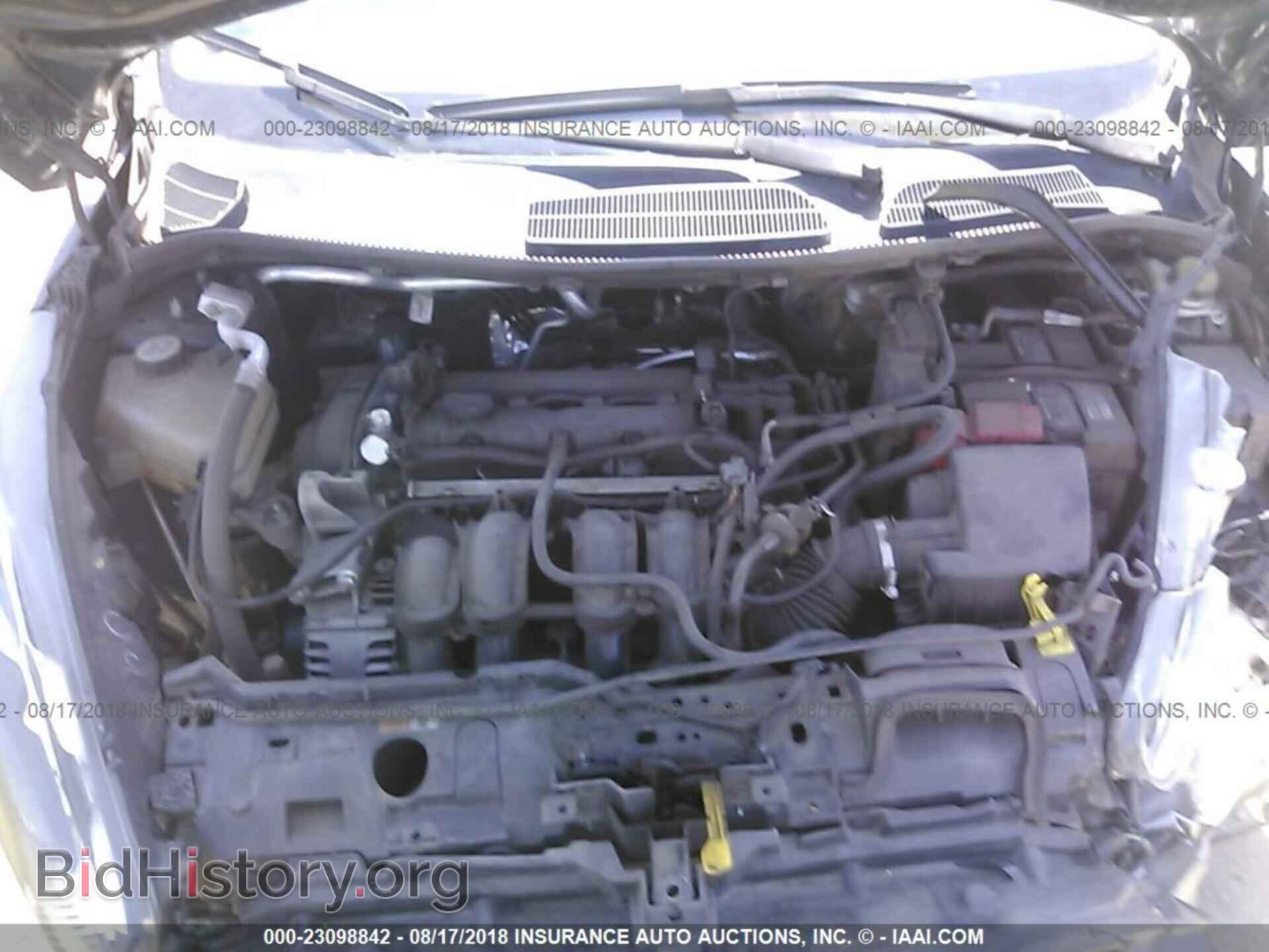 2014 Ford Fiesta - VIN: 3FADP4EJ2EM108152 - Photo 10