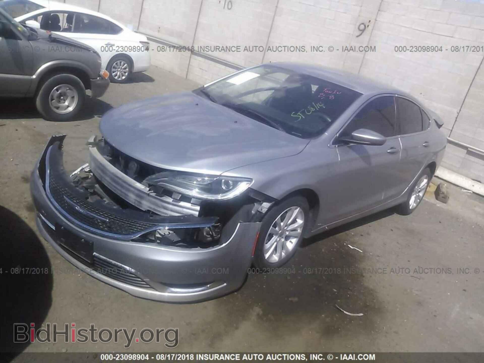 2015 Chrysler 200 - VIN: 1C3CCCAB3FN691787 - Фото 2