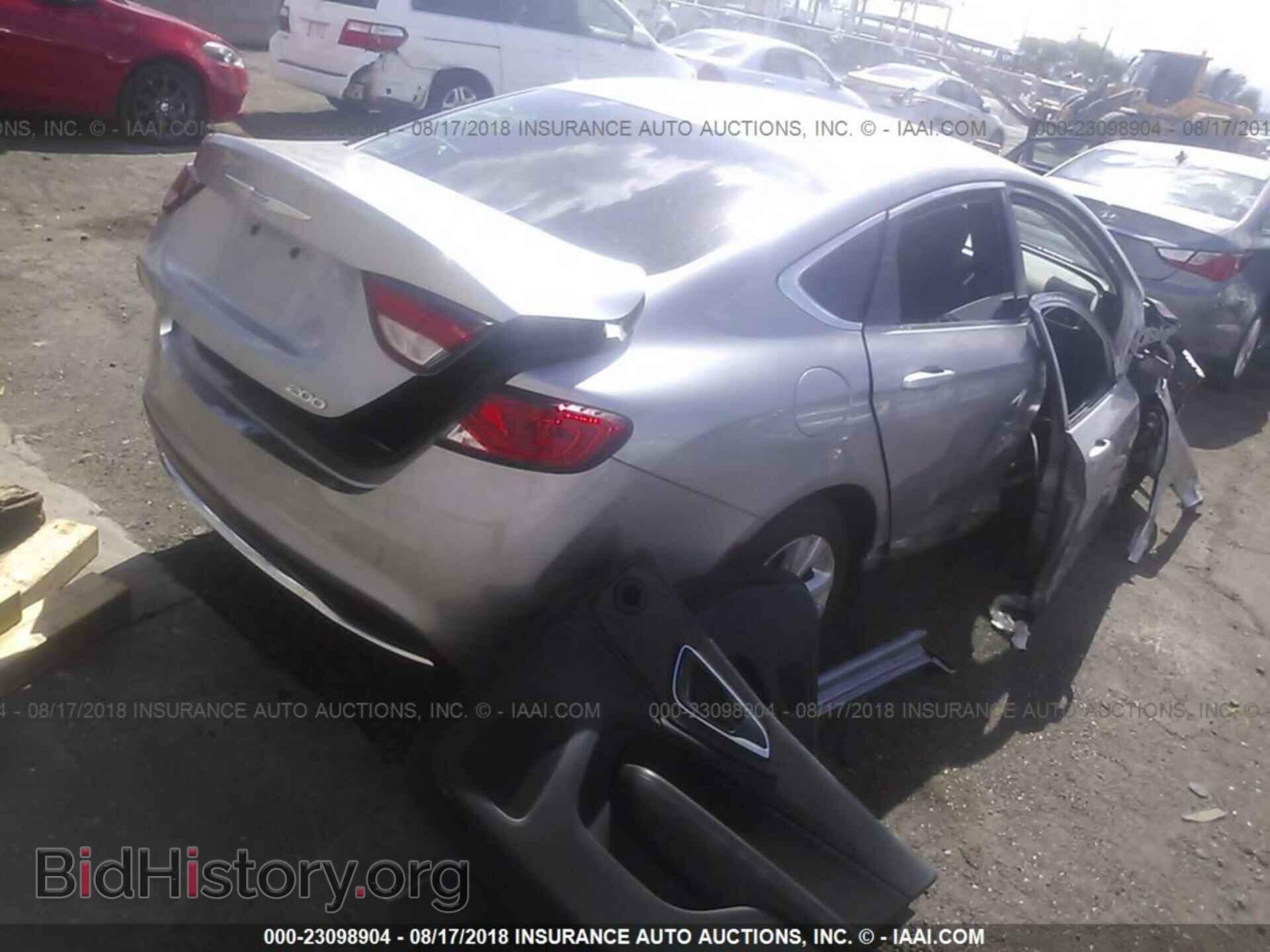 2015 Chrysler 200 - VIN: 1C3CCCAB3FN691787 - Фото 4