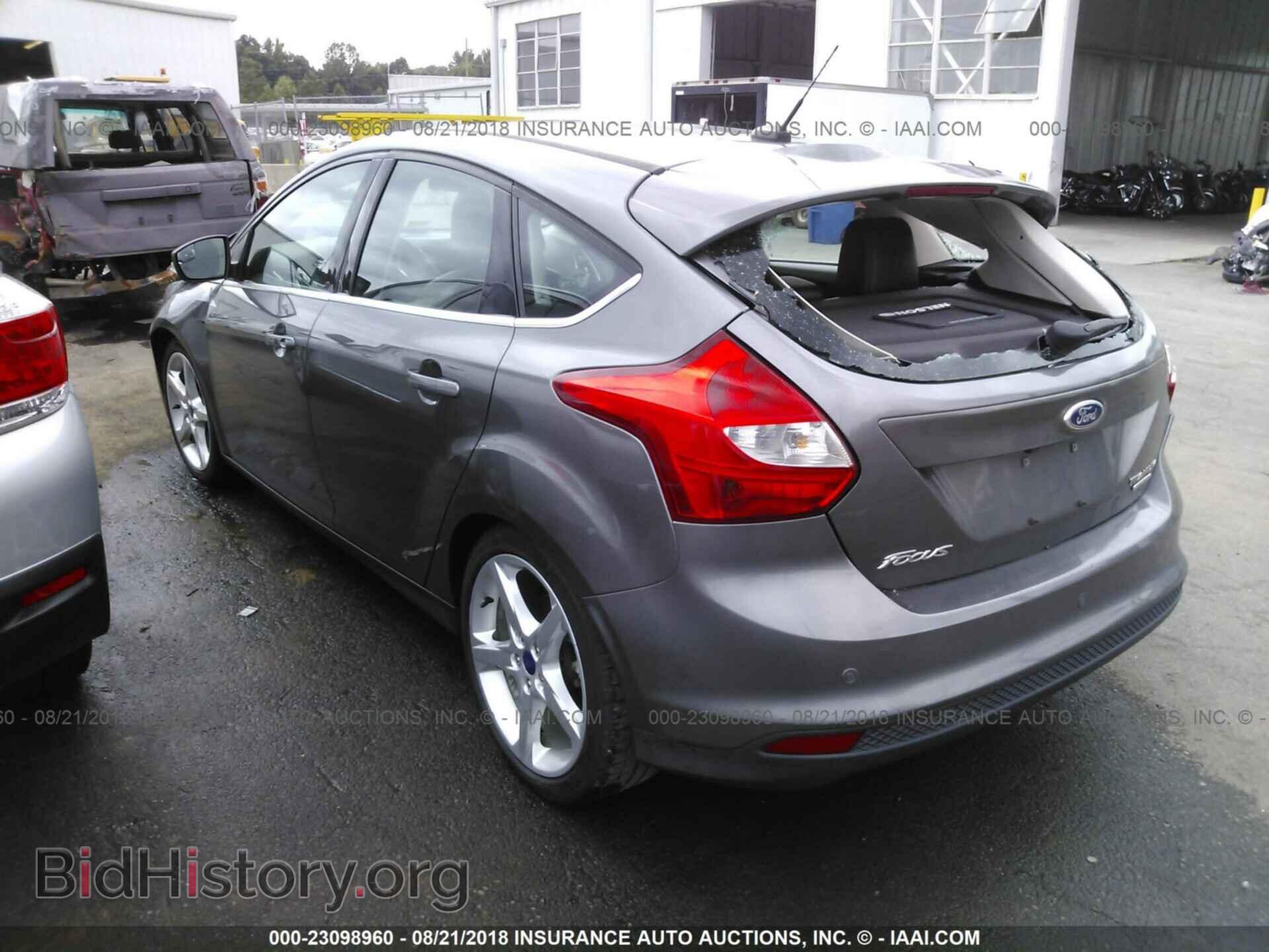 2014 Ford Focus - VIN: 1FADP3N23EL153606 - Photo 3