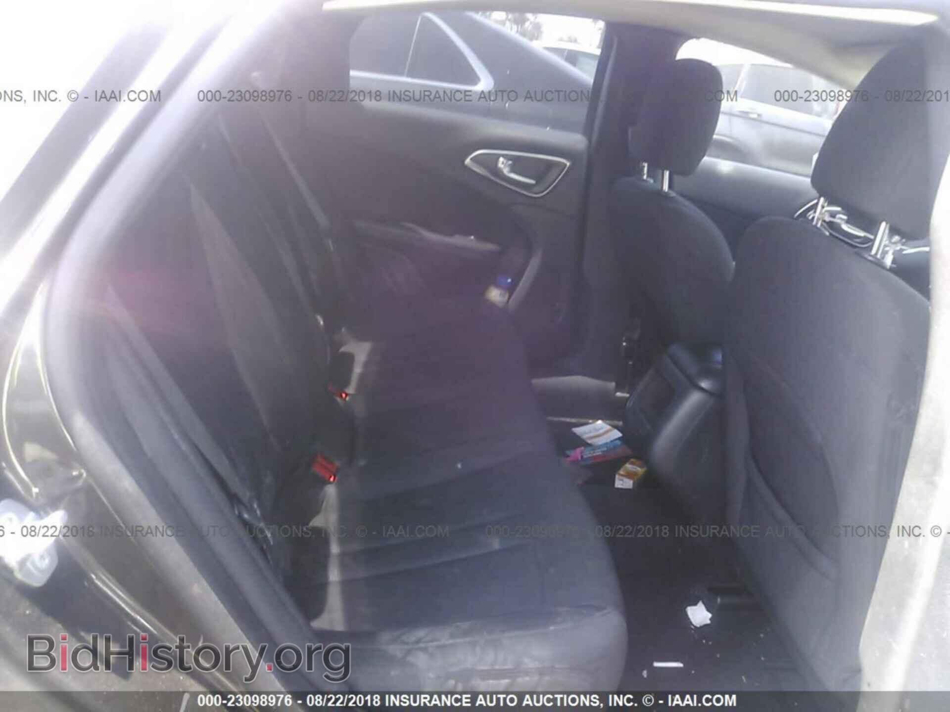 2015 Chrysler 200 - VIN: 1C3CCCAB9FN660852 - Photo 8