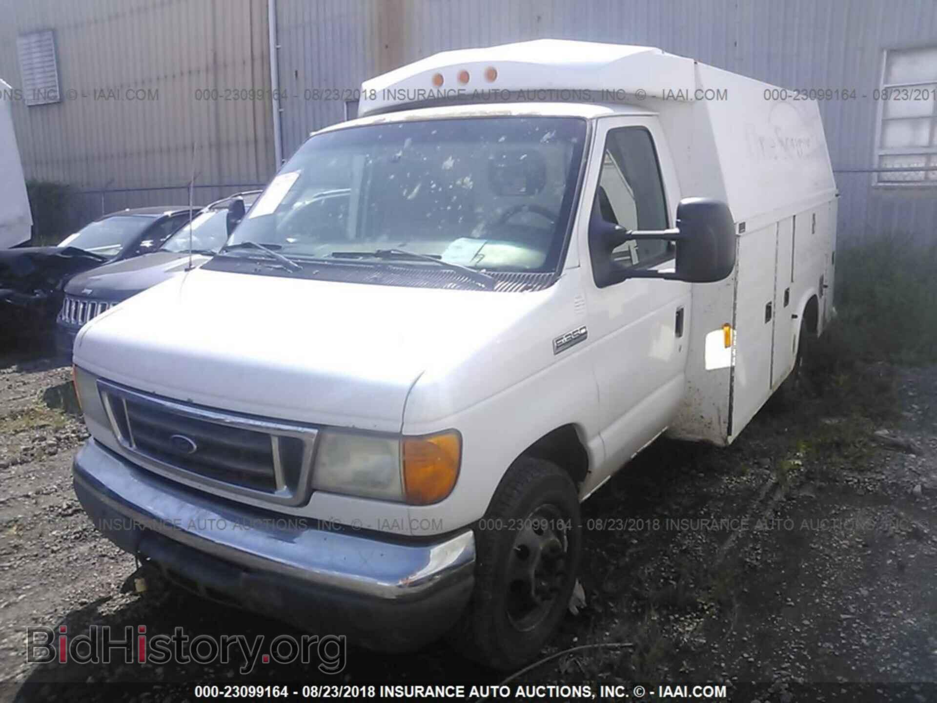 2006 FORD ECONOLINE - VIN: 1FDWE35P76DB00189 - Photo 2