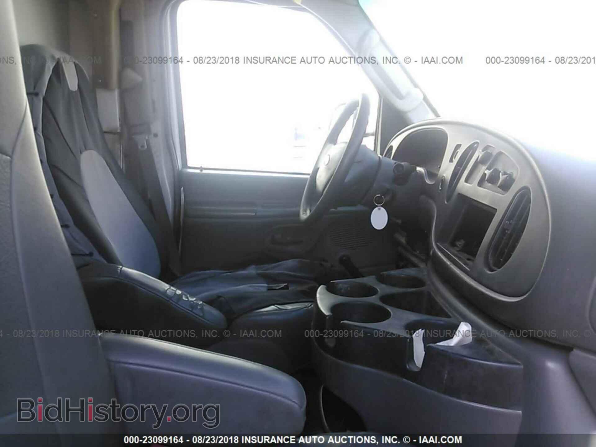 2006 FORD ECONOLINE - VIN: 1FDWE35P76DB00189 - Photo 5
