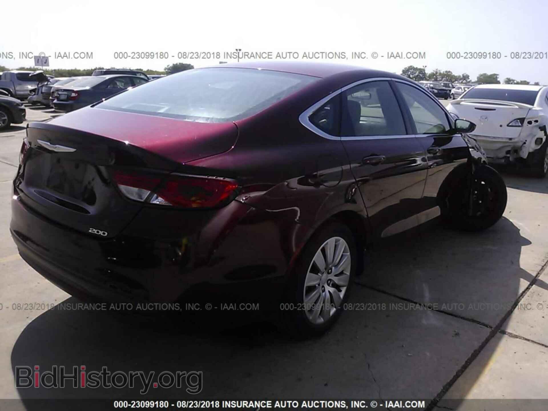 2015 Chrysler 200 - VIN: 1C3CCCFB1FN645738 - Photo 4