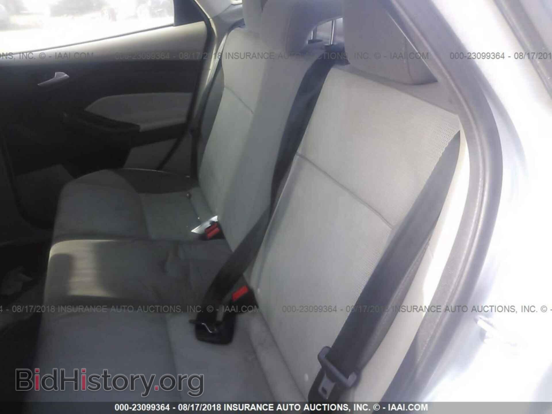 2013 Ford Focus - VIN: 1FADP3F26DL107765 - Photo 8
