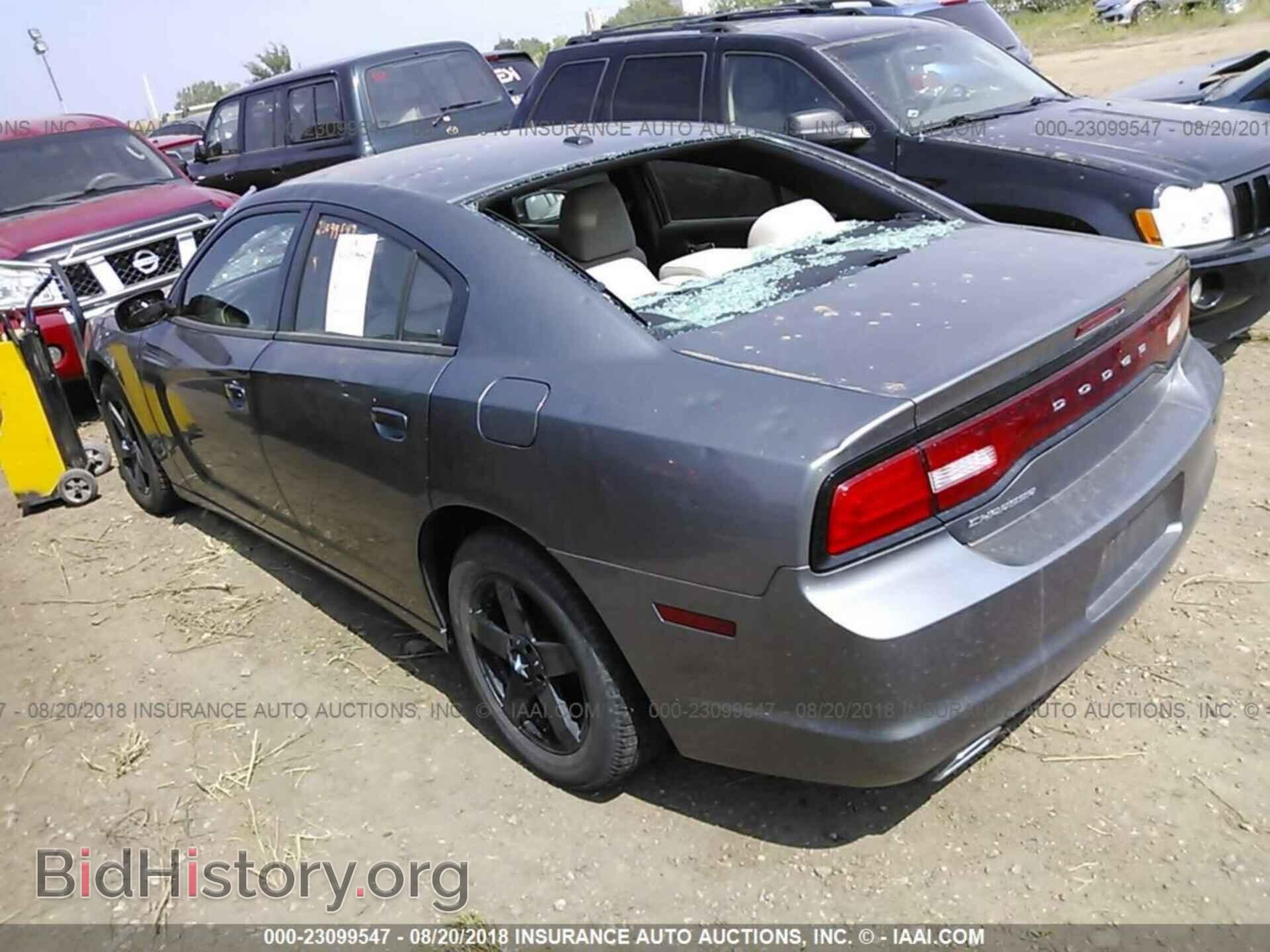 2012 Dodge Charger - VIN: 2C3CDXBG3CH203473 - Фото 3