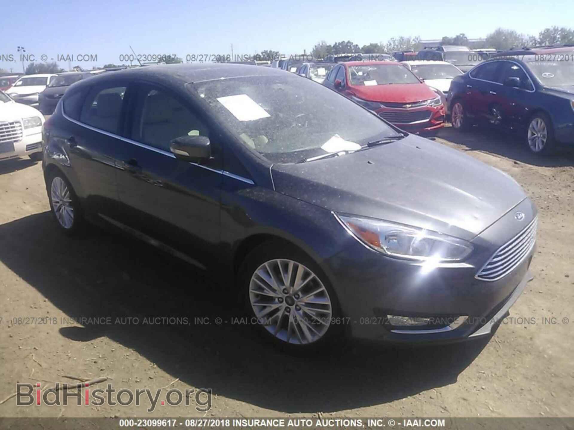 Photo 1FADP3N23HL309955 - Ford Focus 2017