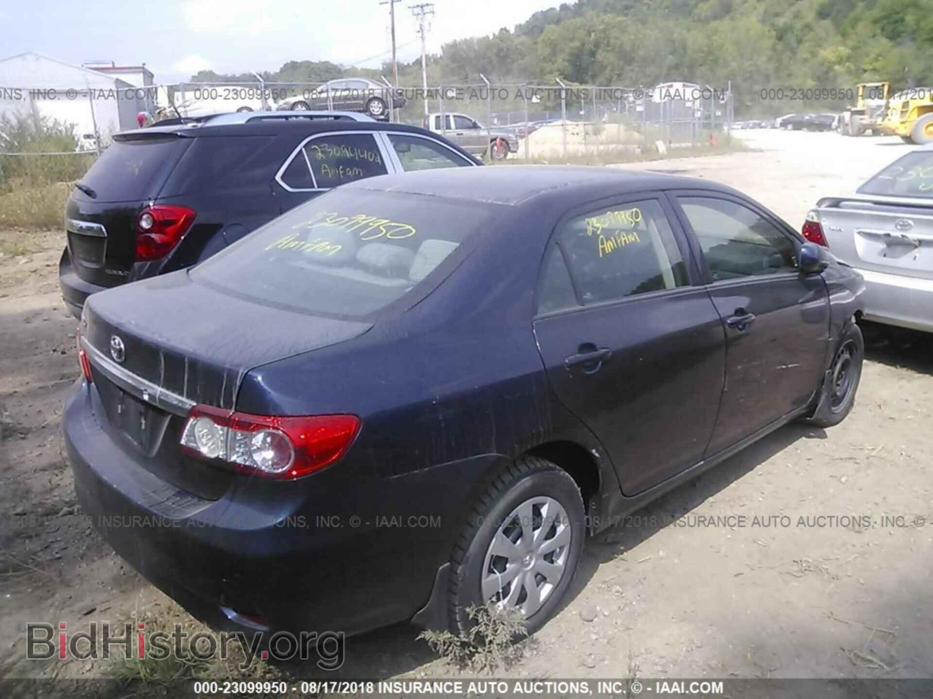2013 Toyota Corolla - VIN: 2T1BU4EEXDC084140 - Photo 4
