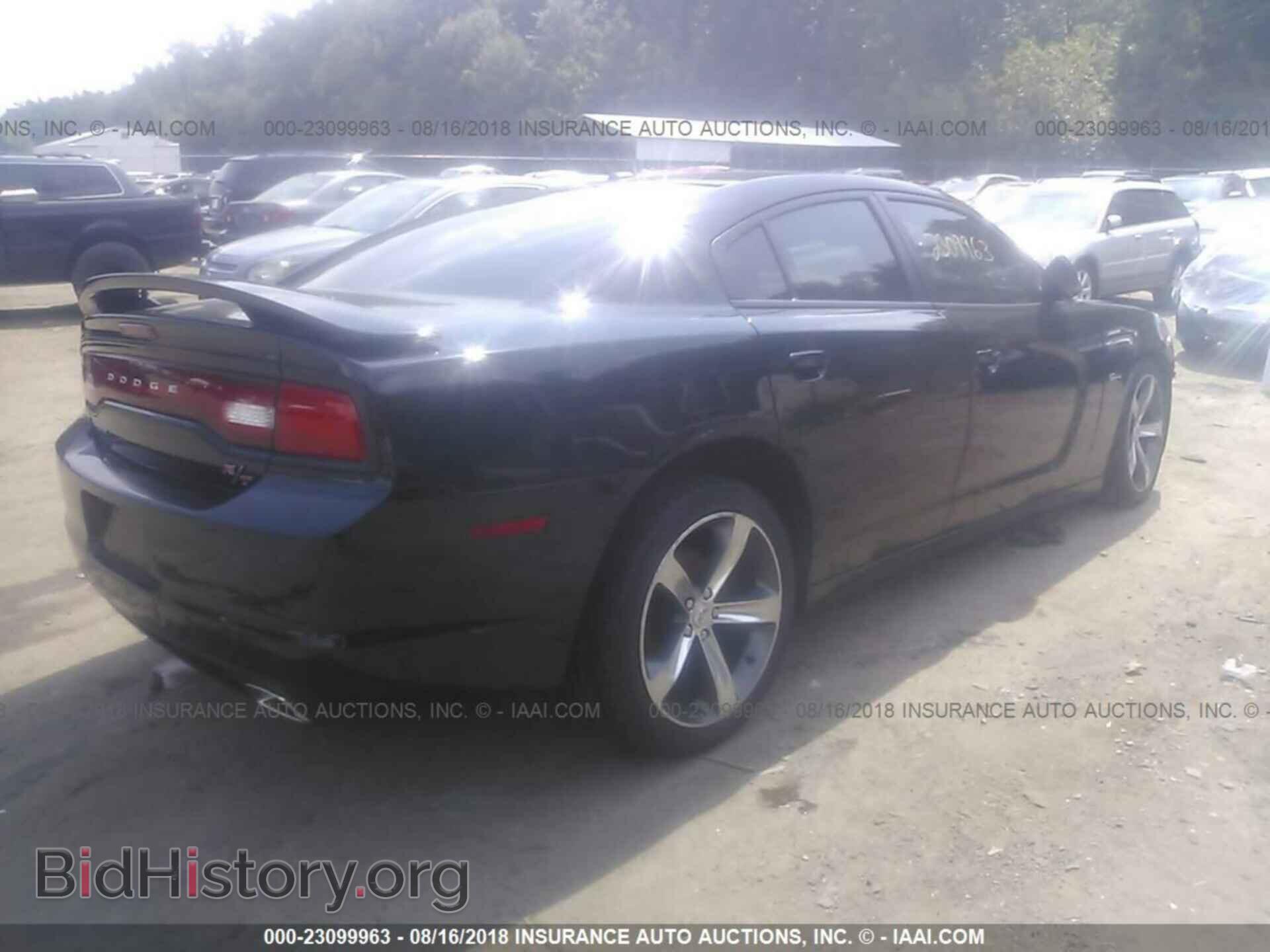 2014 Dodge CHARGER (VIN 2C3CDXCT7EH303610) — фото 4 из 10