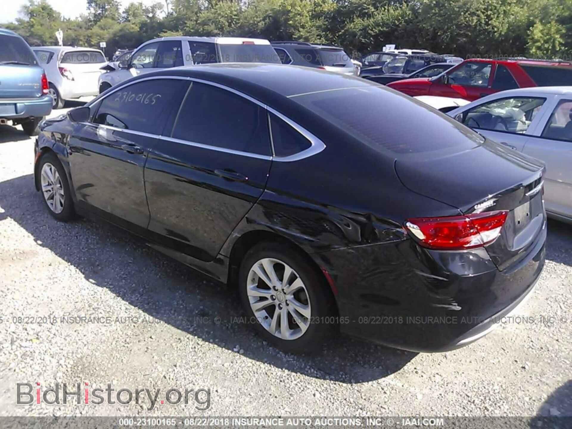 2015 Chrysler 200 - VIN: 1C3CCCABXFN604743 - Photo 3