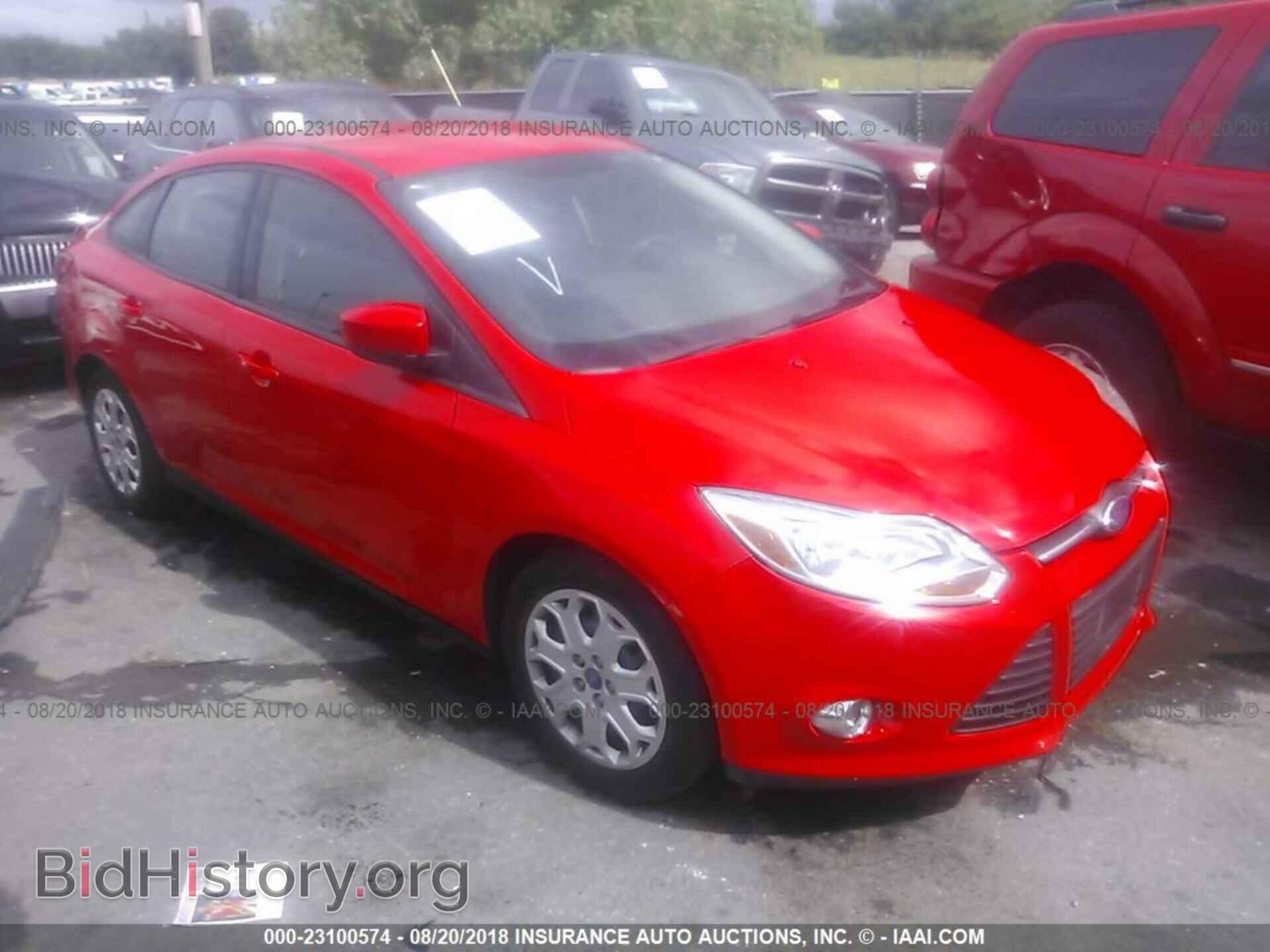 Photo 1FAHP3F26CL112092 - Ford Focus 2012